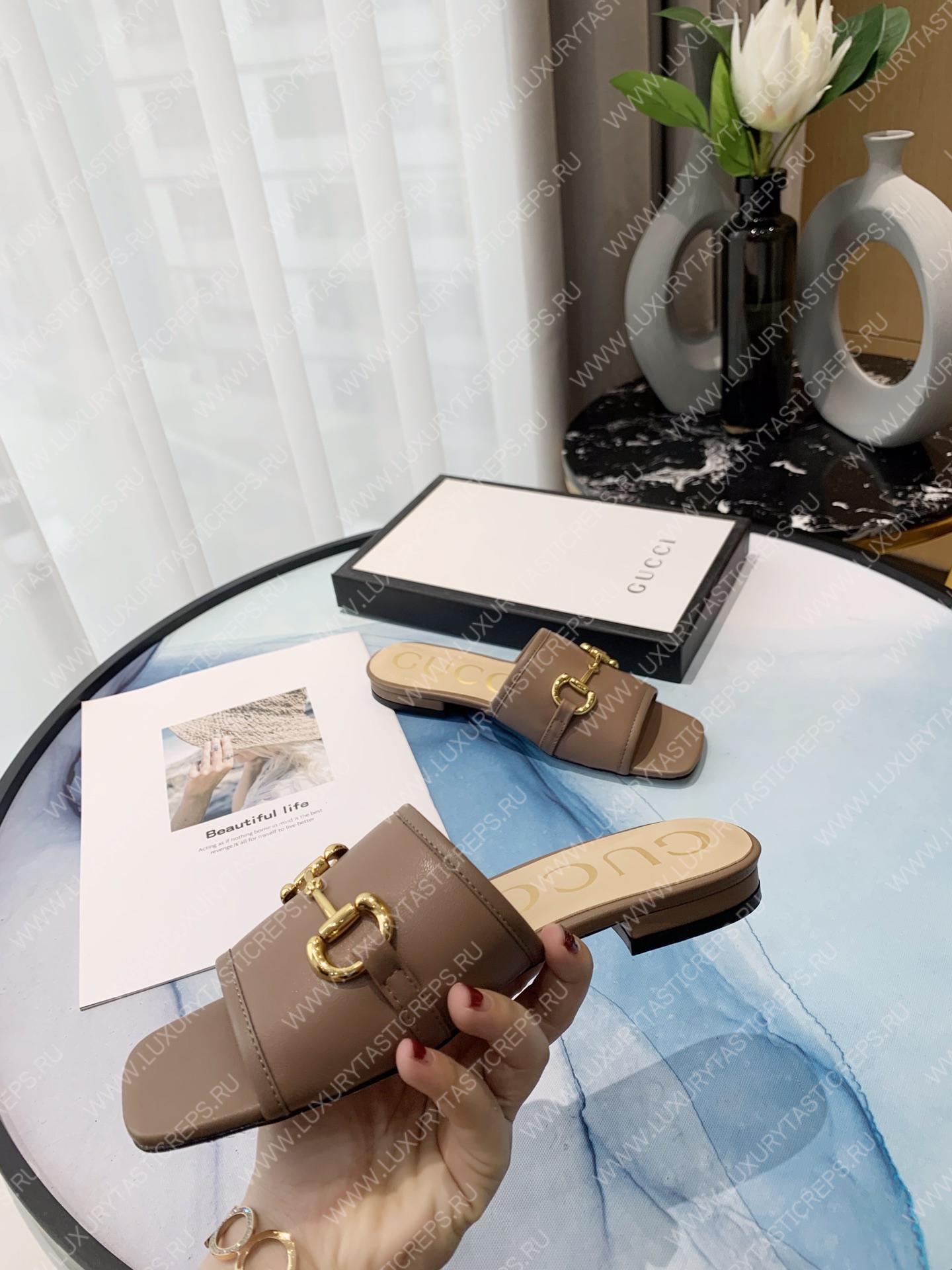 G*u*i slides beige 623111