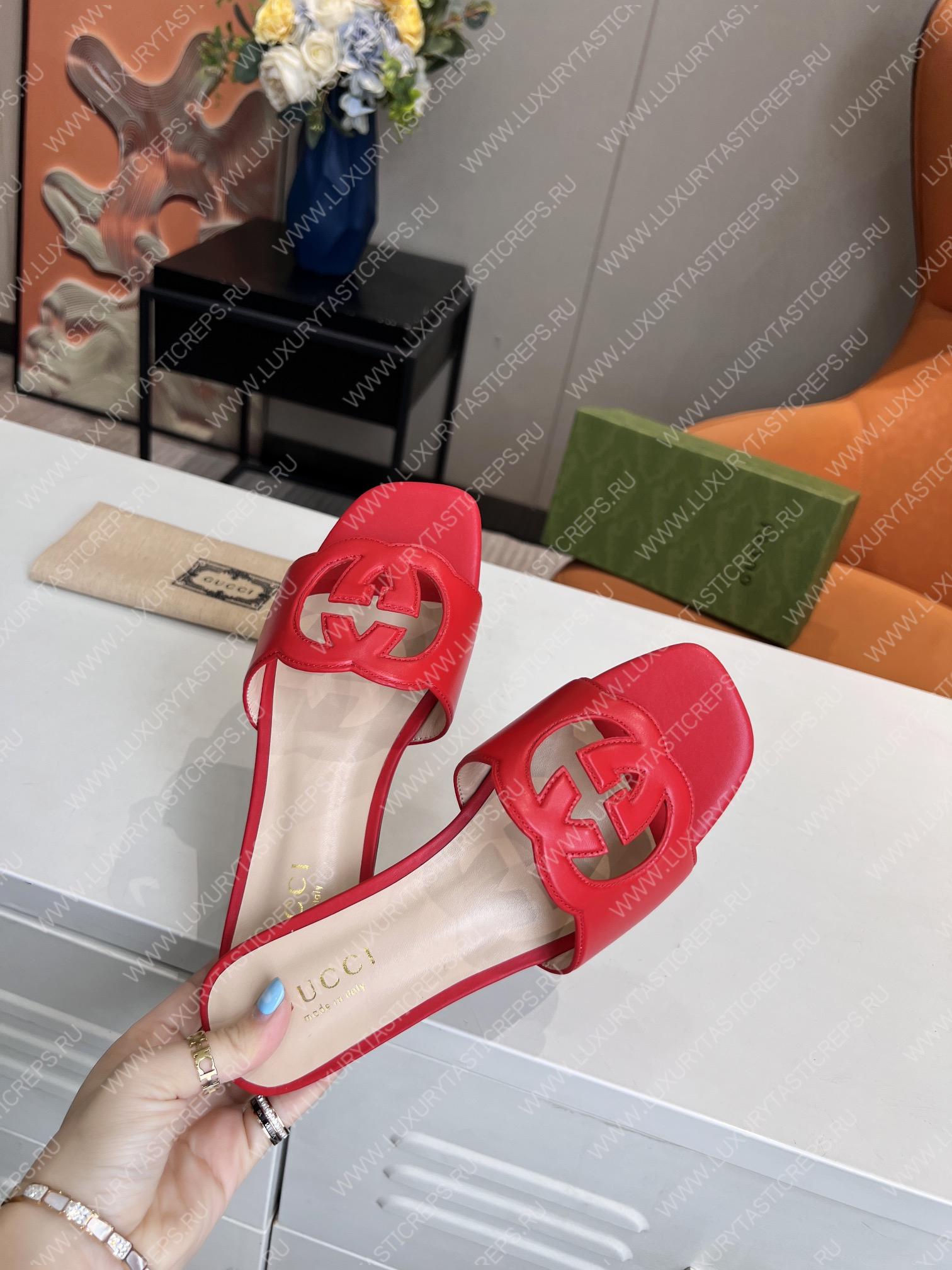 G*u*i interlocking g cut-out slide sandal red 694451