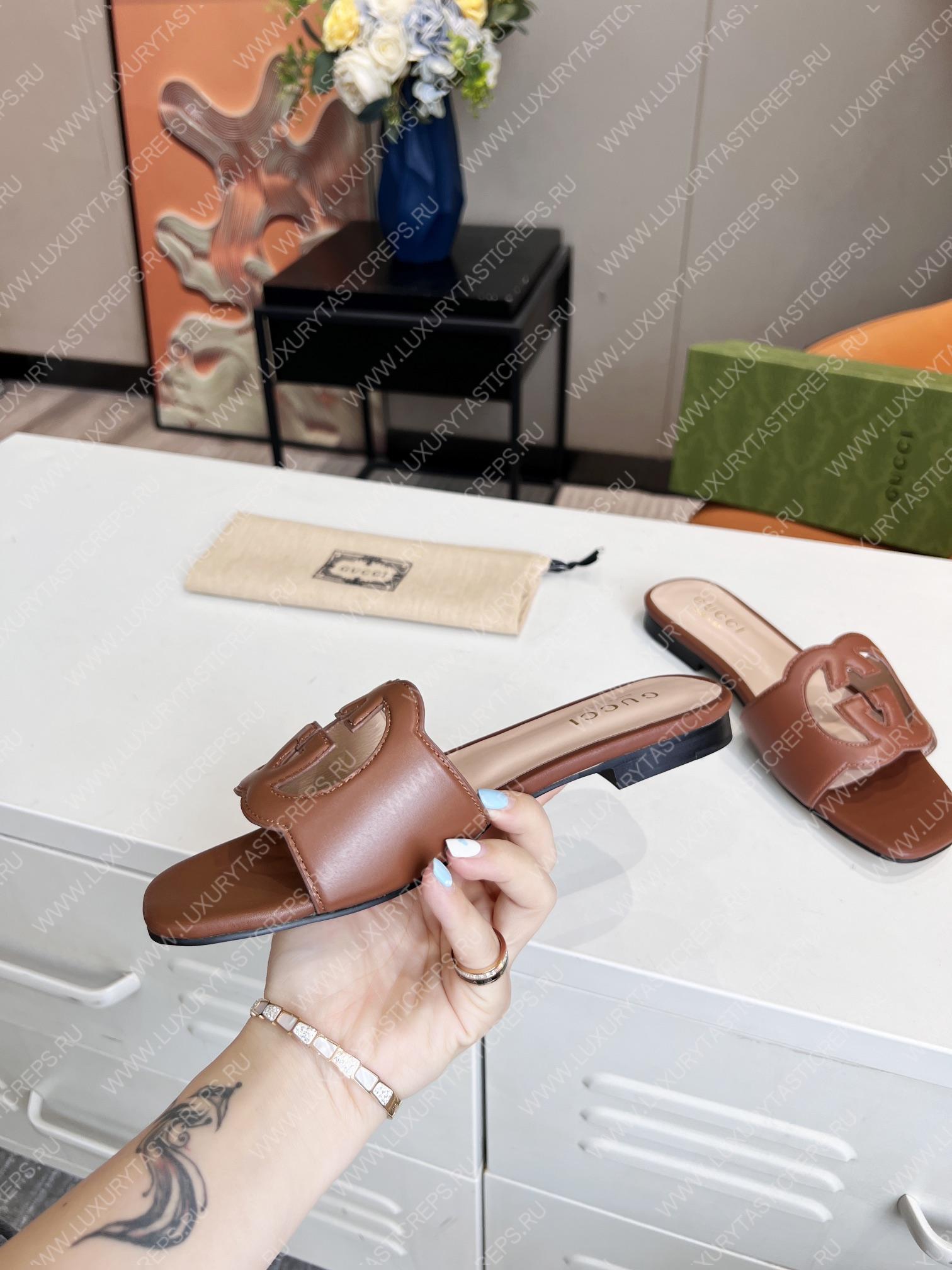 G*u*i interlocking g cut-out slide sandal brown 694451