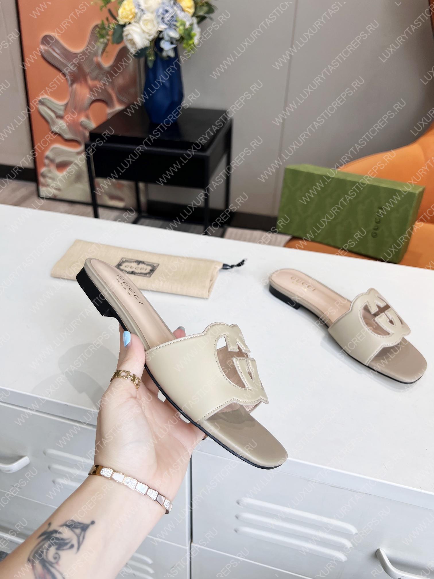 G*u*i interlocking g cut-out slide sandal grey 694450