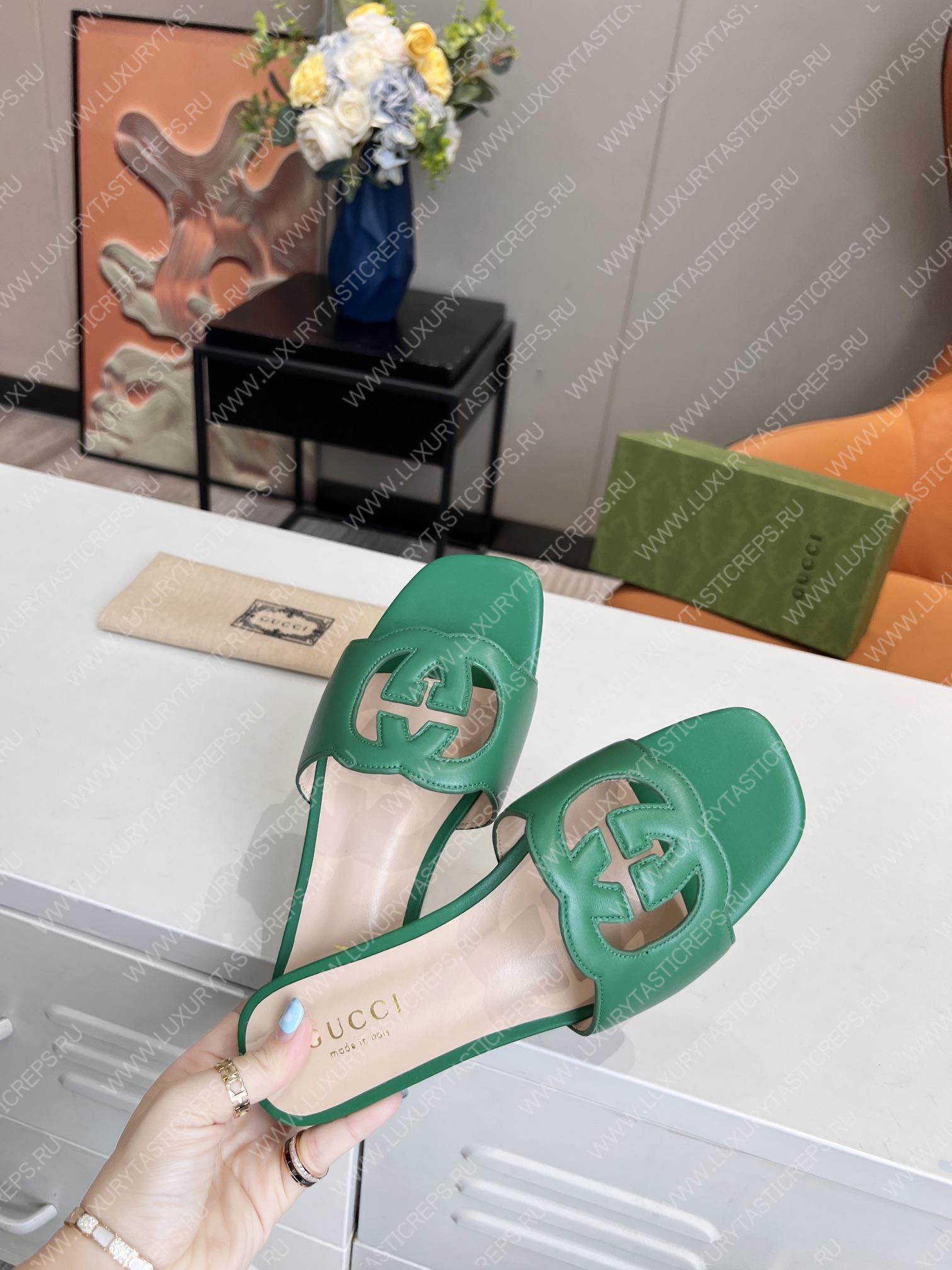 G*u*i interlocking g cut-out slide sandal green 694451