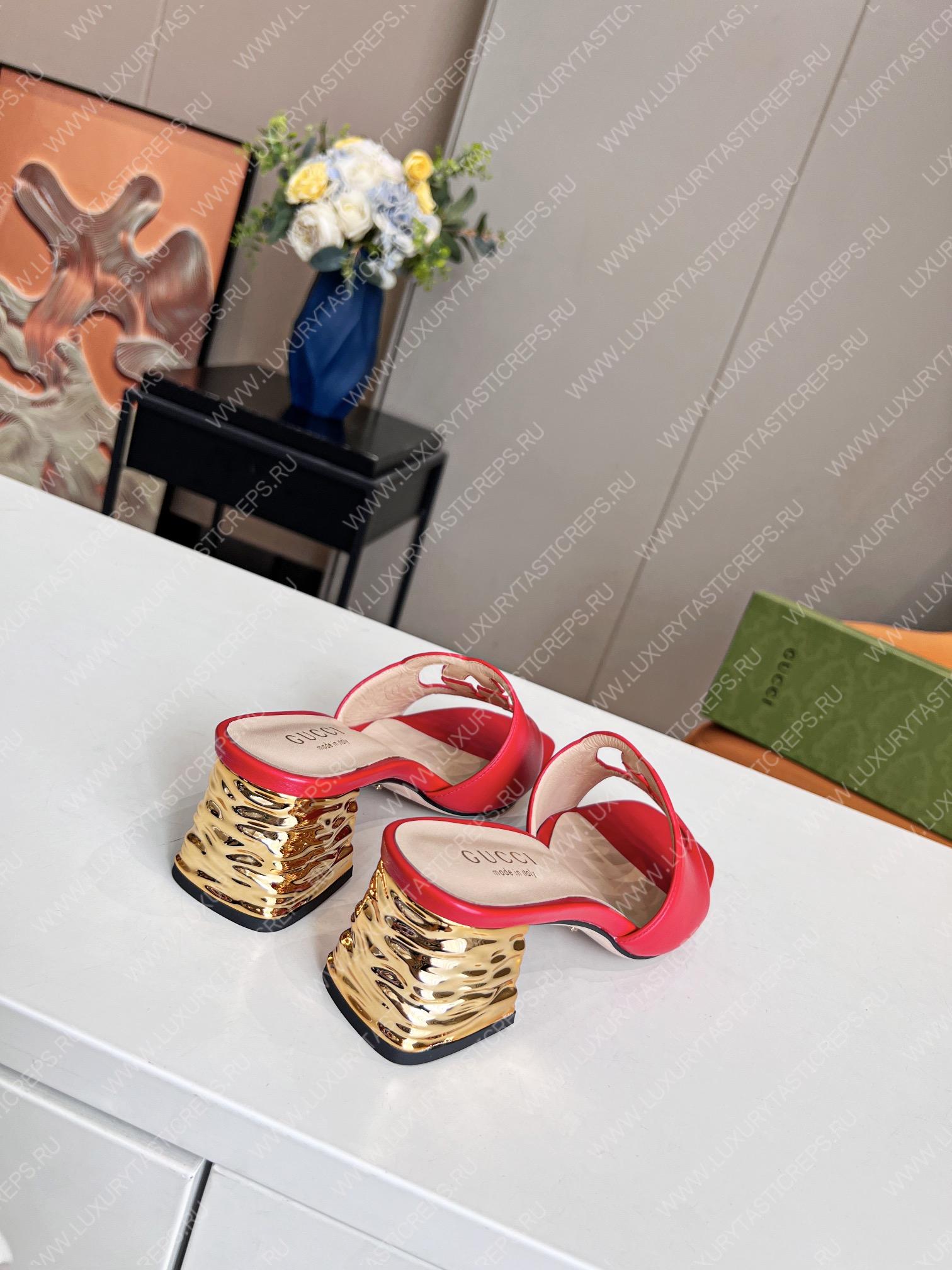 G*u*i interlocking g cut-out heeled slide sandal red 694451