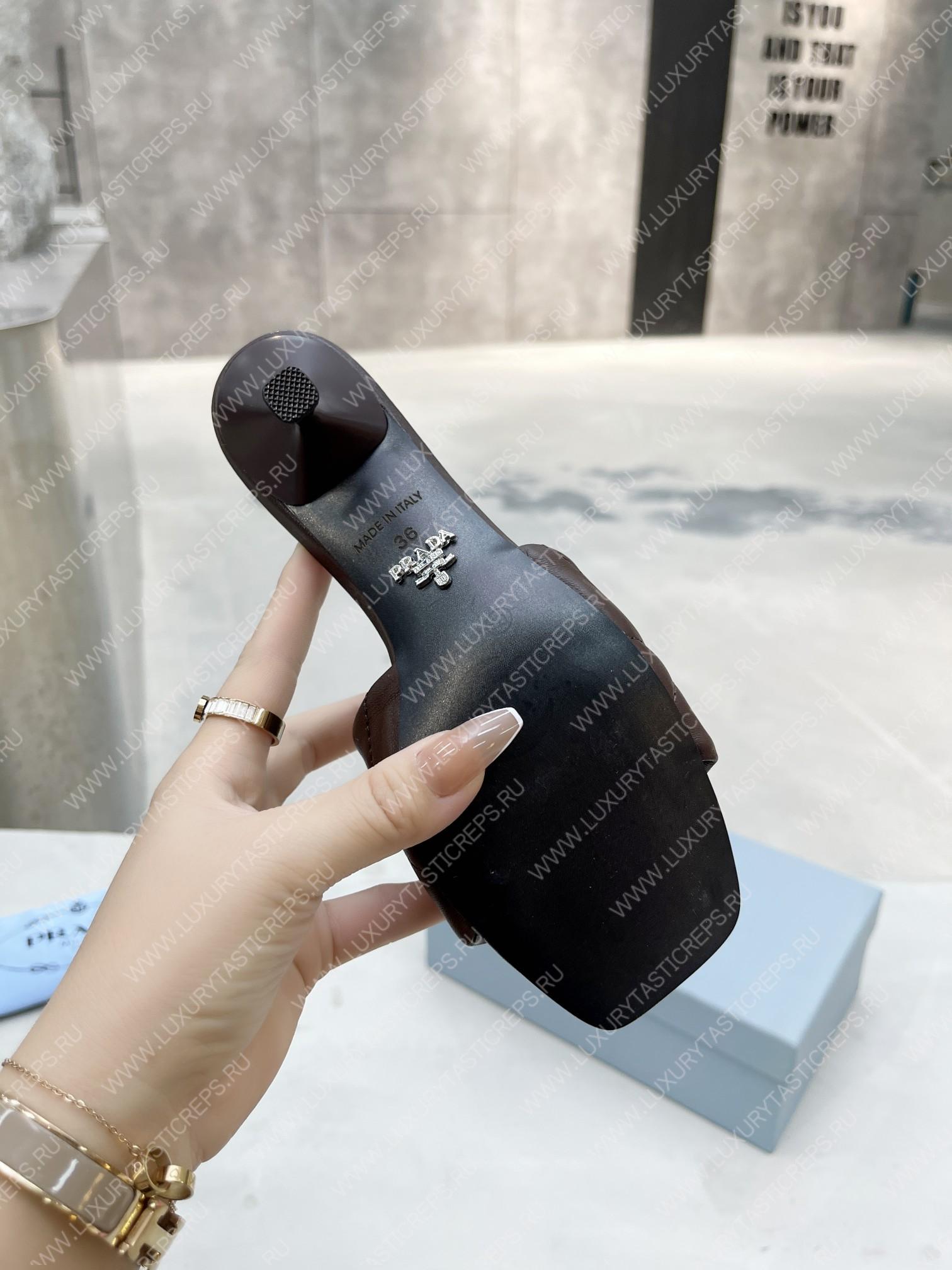 Pra*a quilted nappa leather heeled sandals dark brown 1xx583