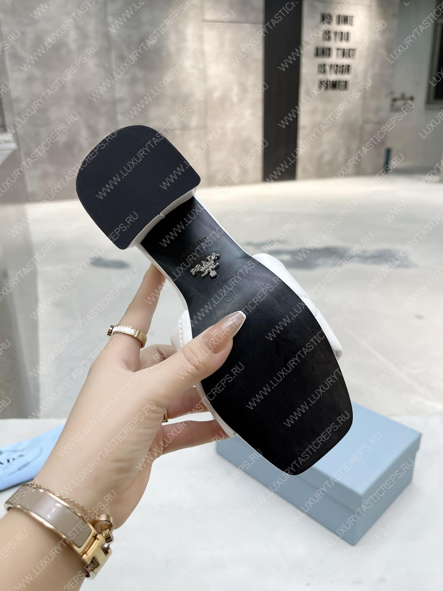 Pra*a quilted nappa leather heeled sandals white 1xx583