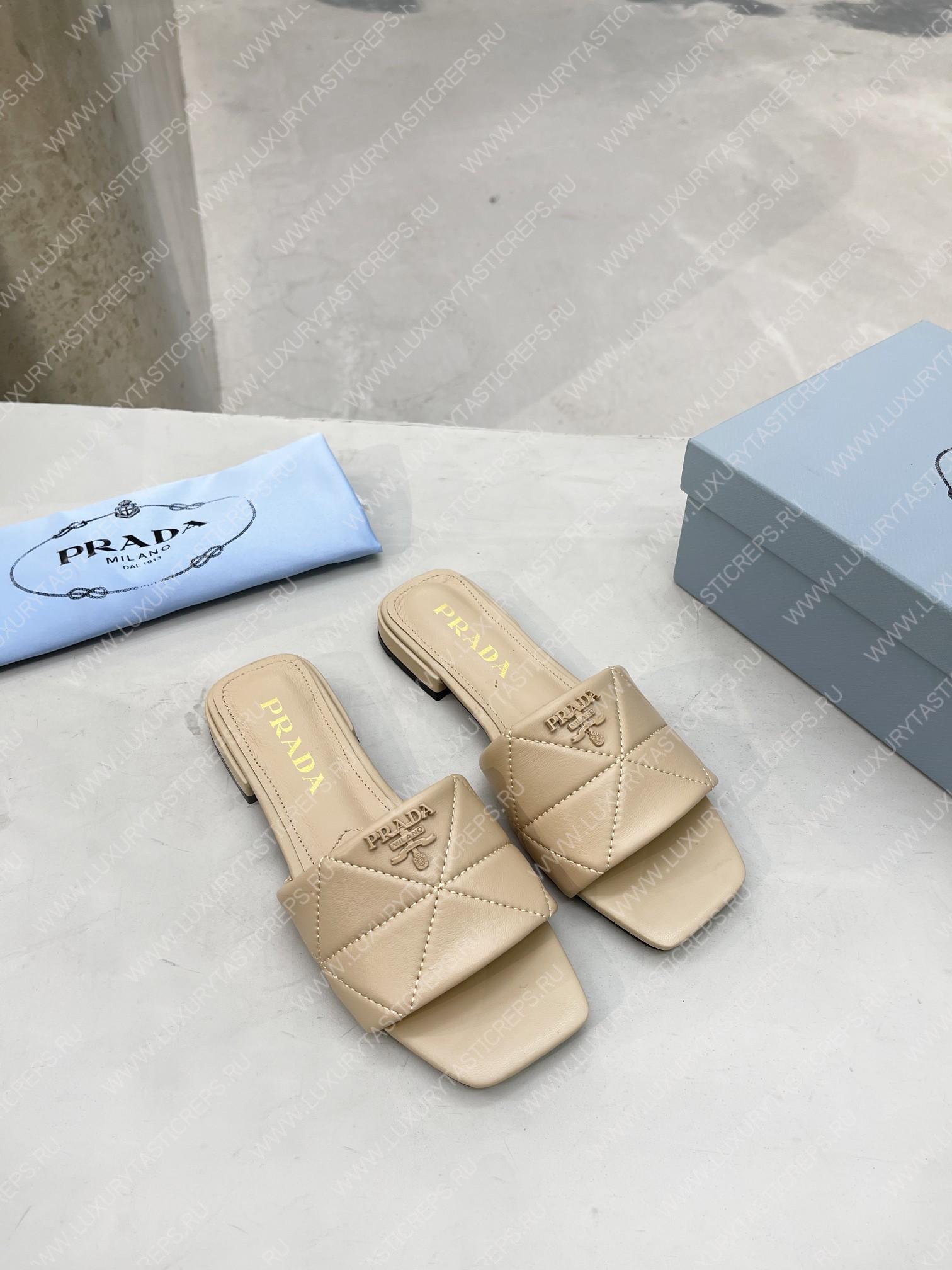 Pra*a quilted nappa leather sabots desert beige 1xx583