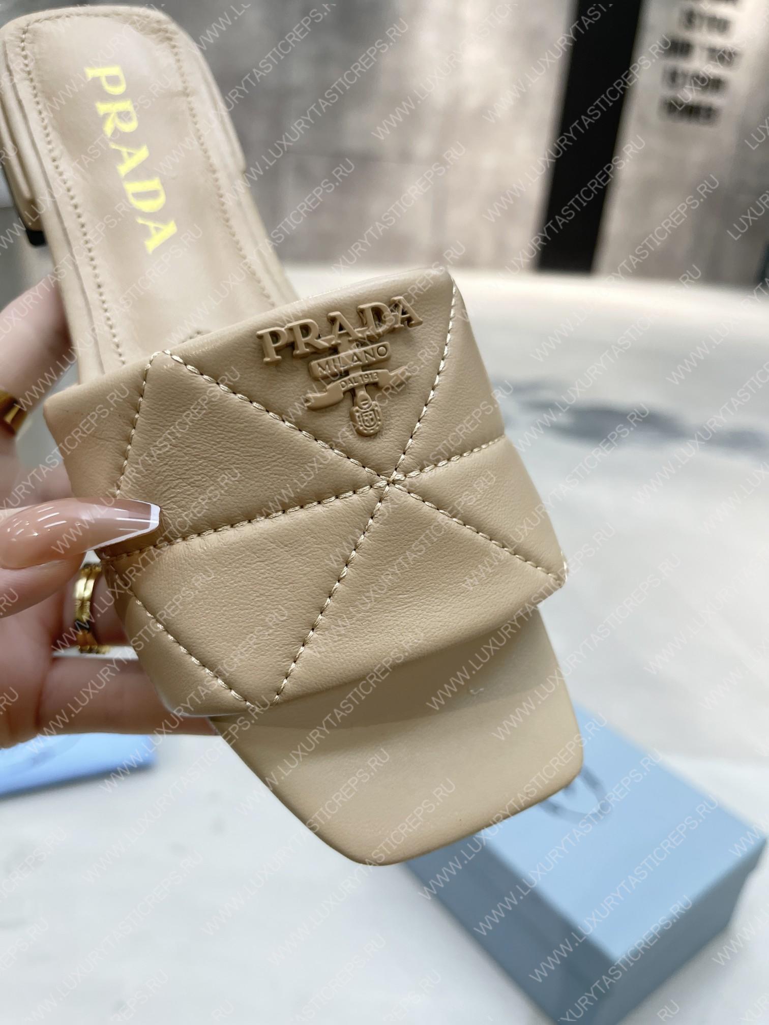 Pra*a quilted nappa leather sabots desert beige 1xx583