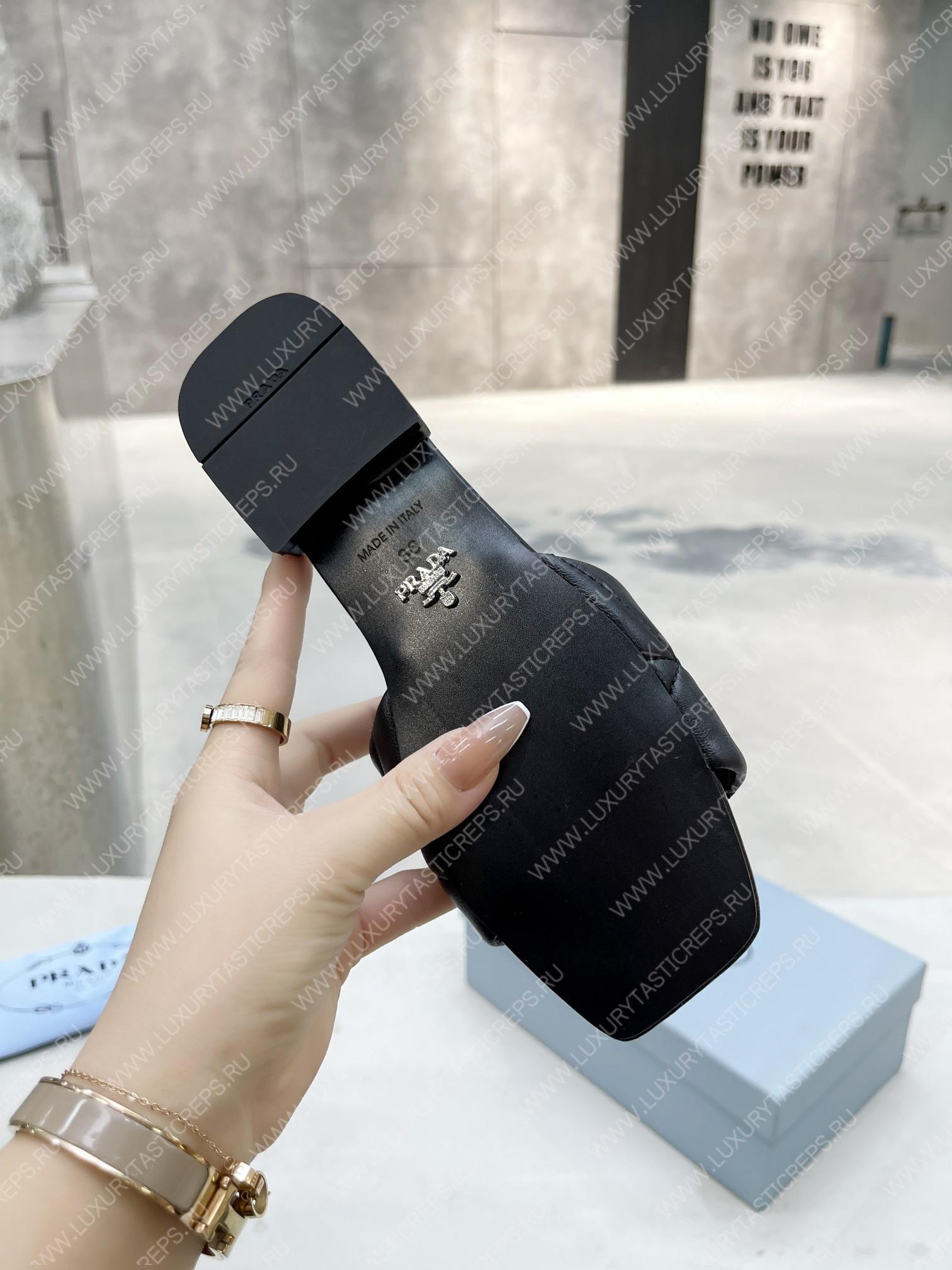 Pra*a quilted nappa leather sabots black 1xx583