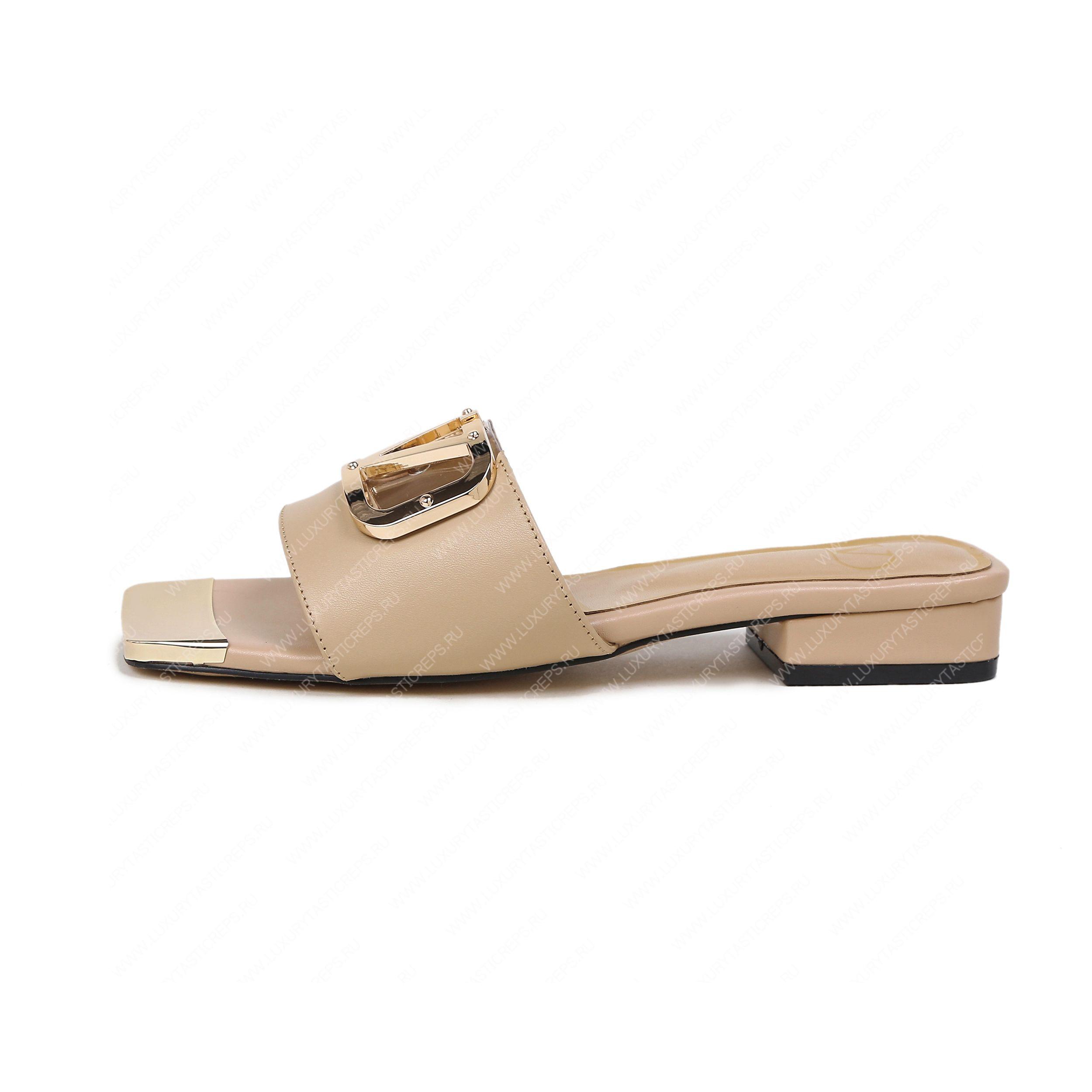 VALENTINO VLOGO SIGNATURE SLIDE SANDAL FAWN ZW2S0M21HWS0CR