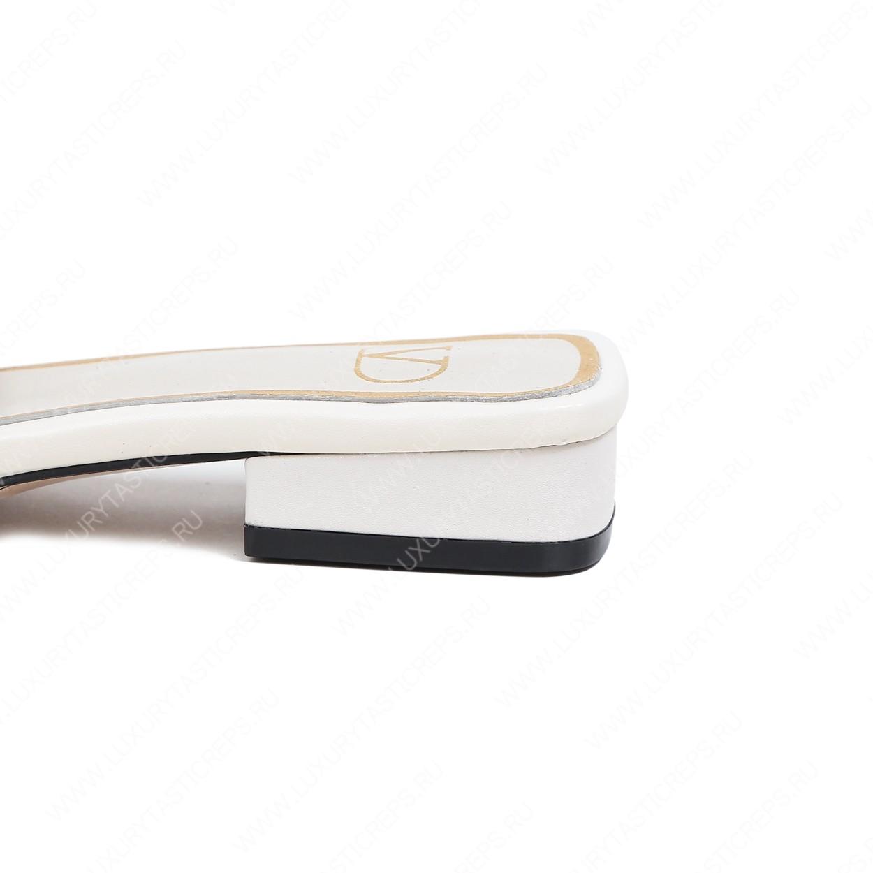 VALENTINO VLOGO SIGNATURE SLIDE SANDAL WHITE ZW2S0M21HWS0CR