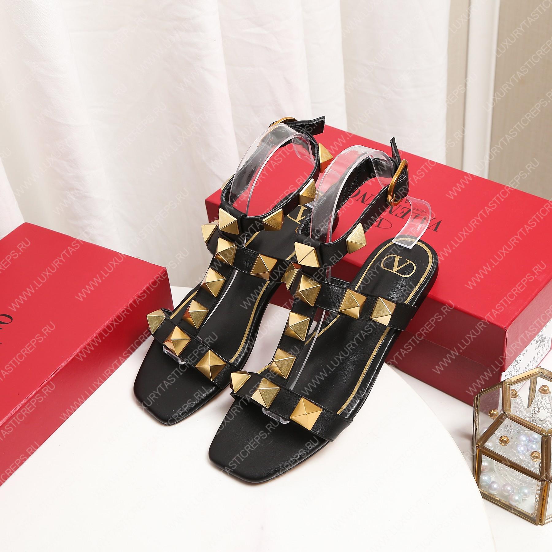 VALENTINO ROMAN STUD FLAT CALFSKIN SANDAL BLACK 1W2S0BU8ZWM