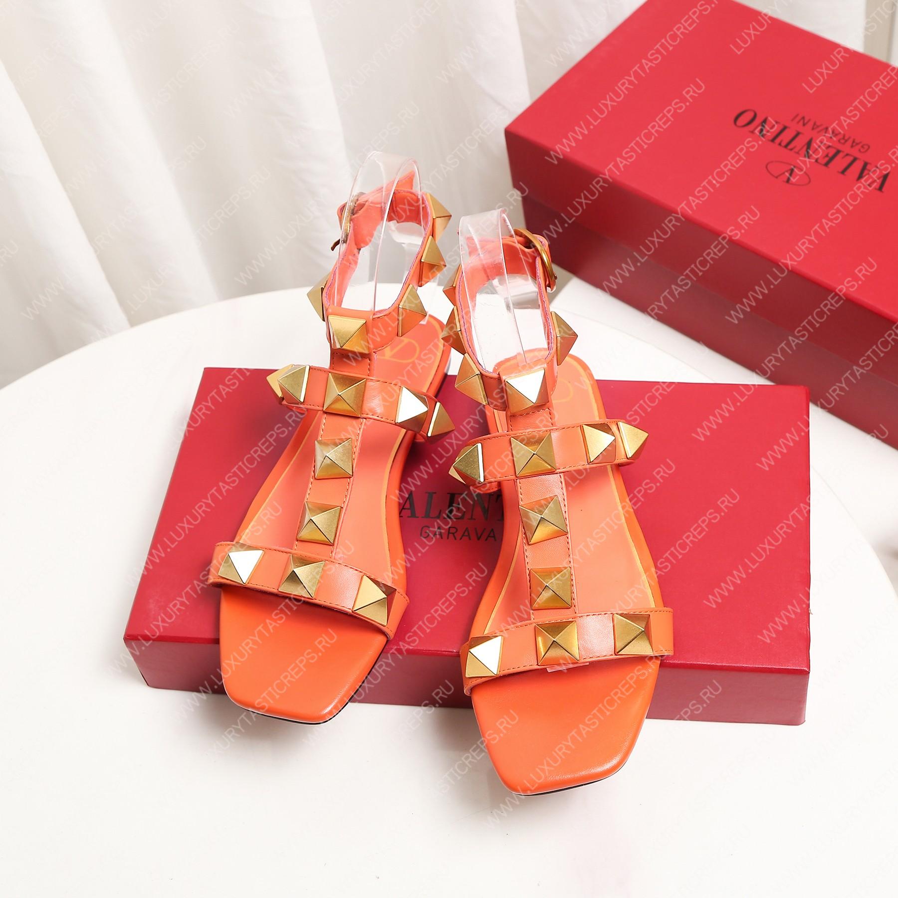 VALENTINO ROMAN STUD FLAT CALFSKIN SANDAL ORANGE 1W2S0BU8ZWM