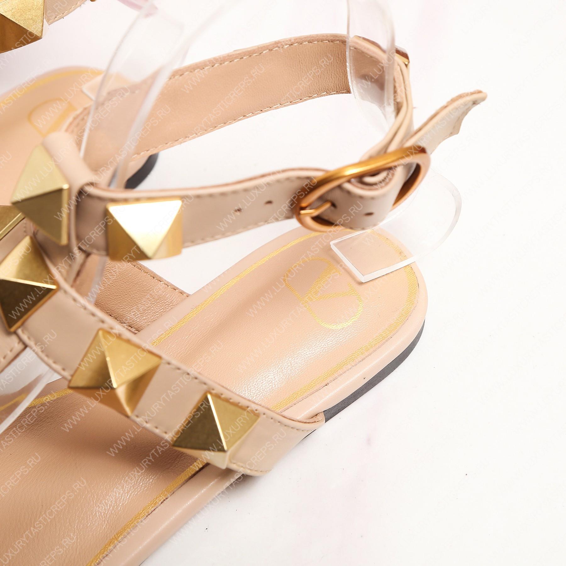 VALENTINO ROMAN STUD FLAT CALFSKIN SANDAL BEIGE 1W2S0BU8ZWM