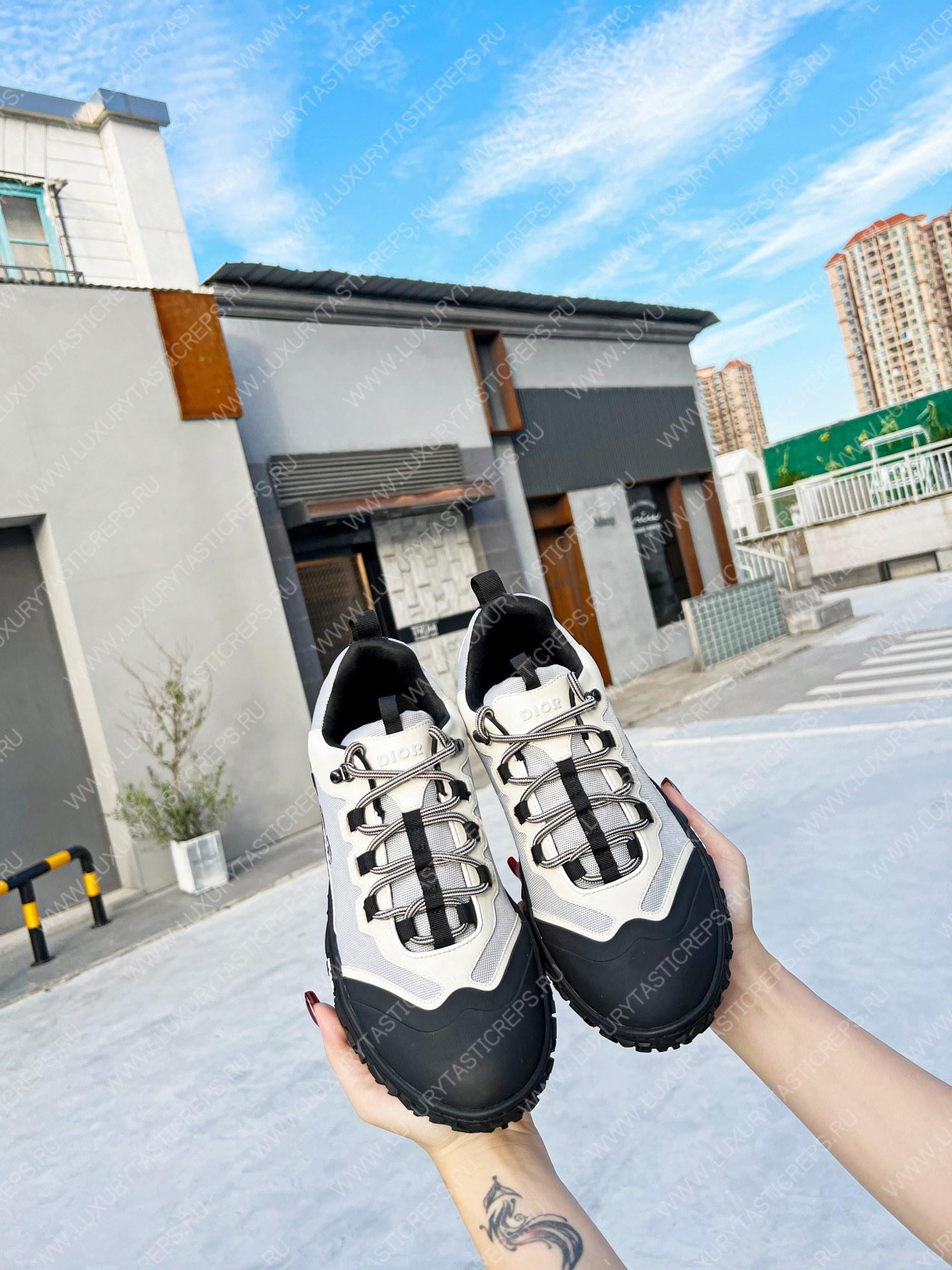 ch**an D*or D*orizon hiking shoe beige 3de349zrt