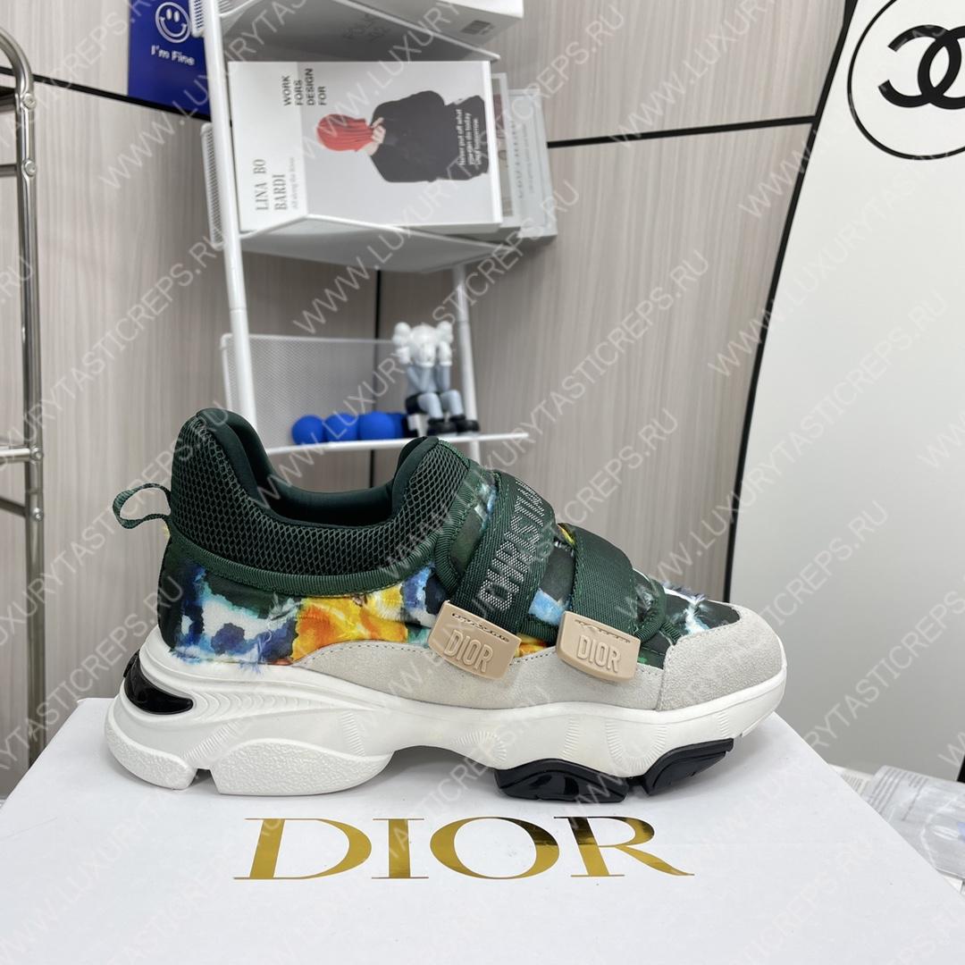 ch**an D*or d-wander sneakers cypress green kck299ctd