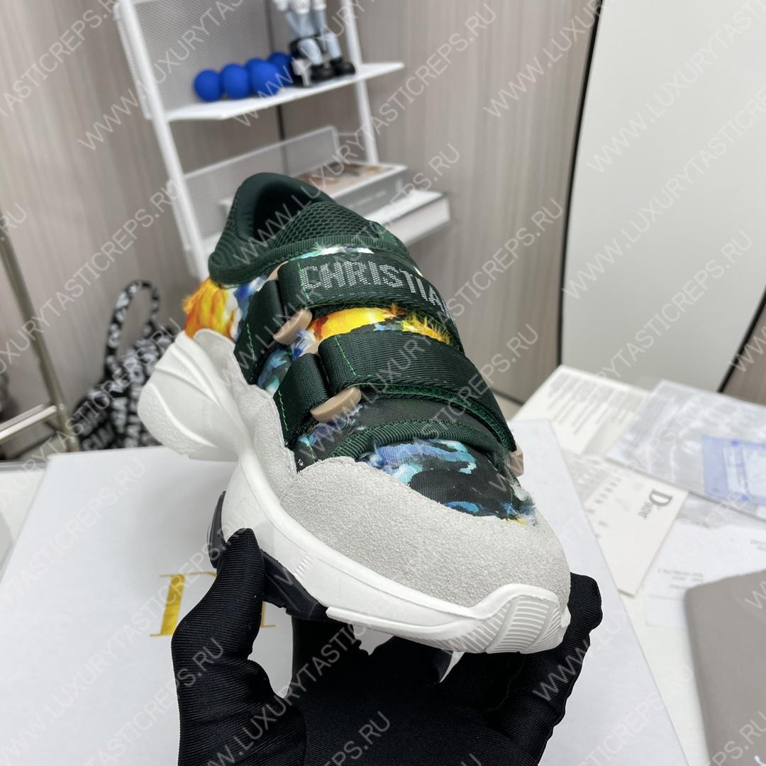 ch**an D*or d-wander sneakers cypress green kck299ctd