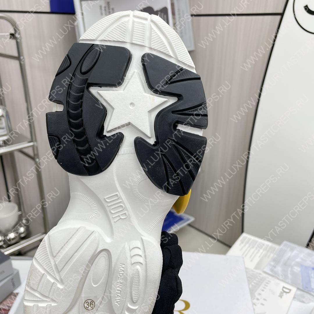 ch**an D*or d-wander sneakers cypress green kck299ctd