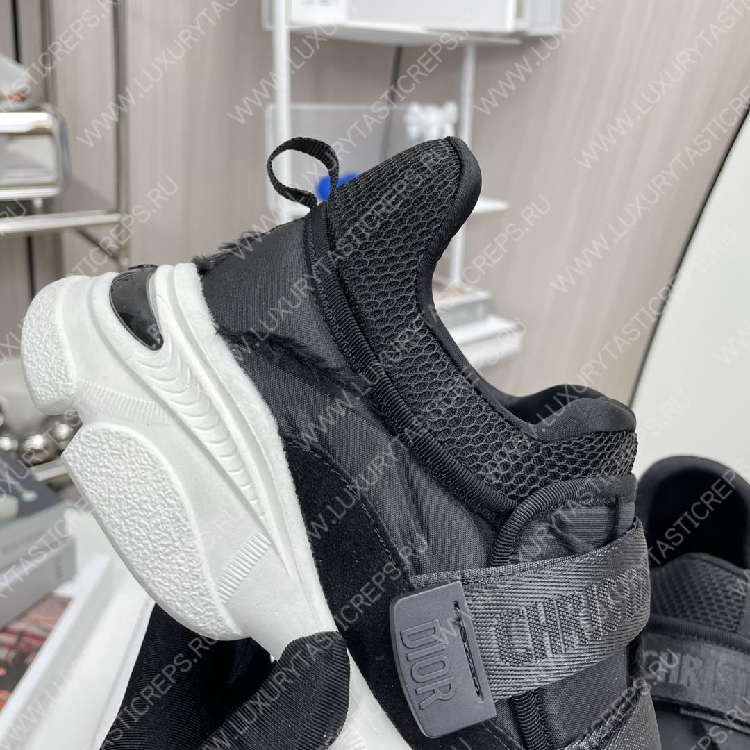 ch**an D*or d-wander sneakers cypress black kck299ctd