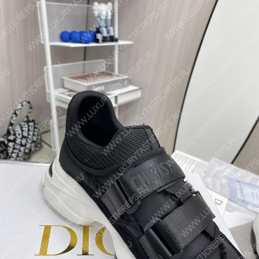 ch**an D*or d-wander sneakers cypress black kck299ctd