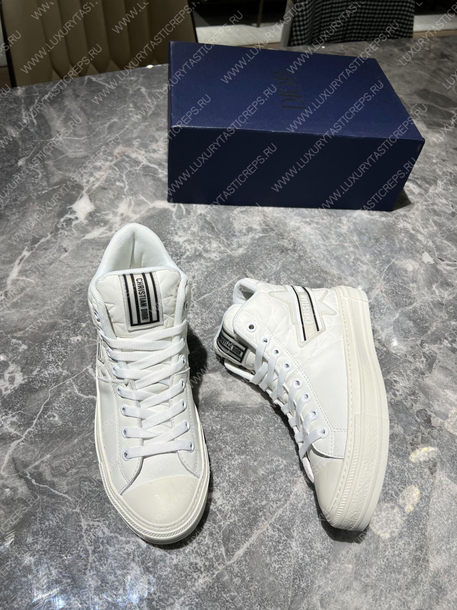 ch**an D*or walk’n sneakers black/white kck330fcc