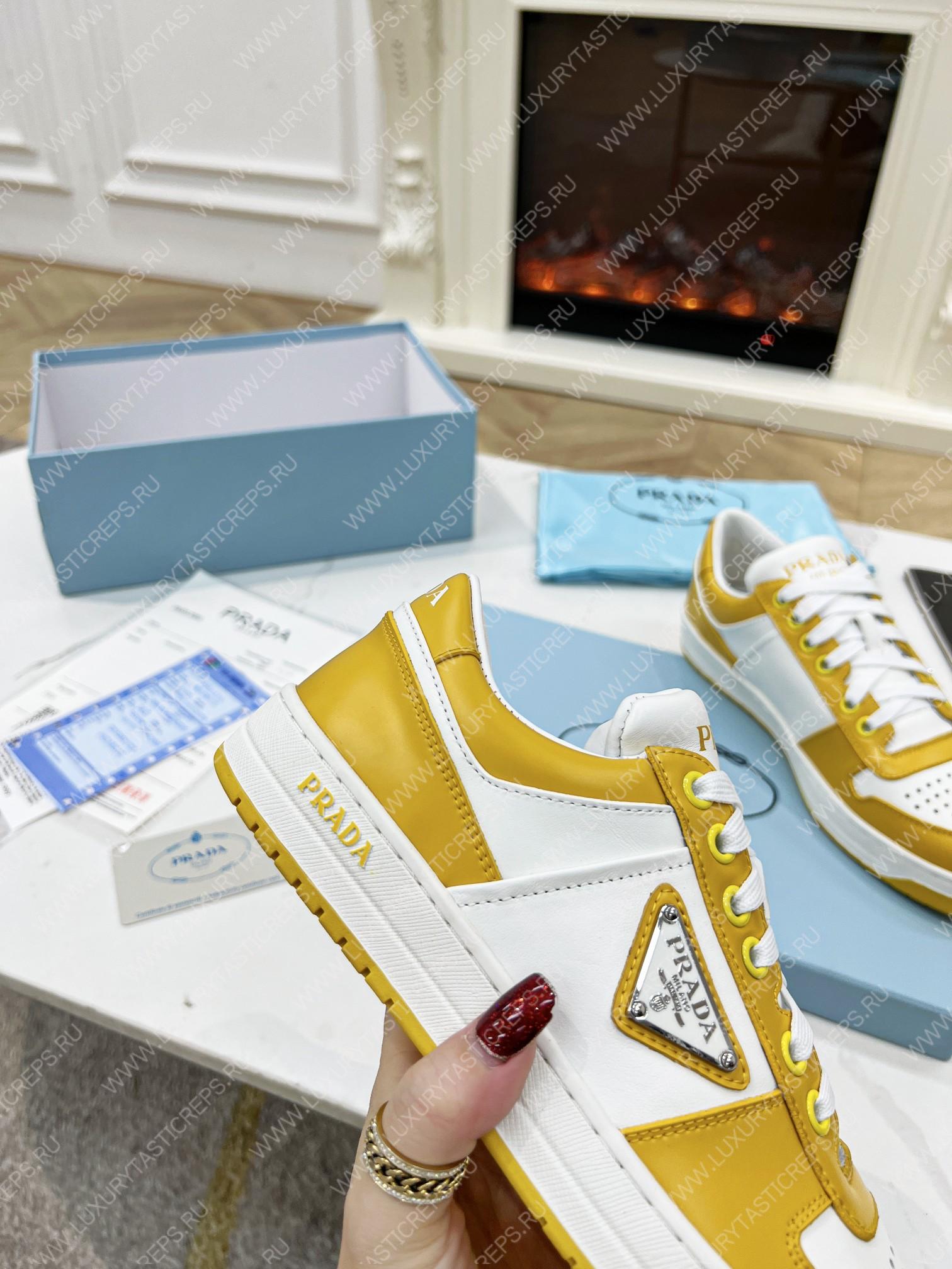 Pra*a downtown leather sneakers white/sun 2ee364