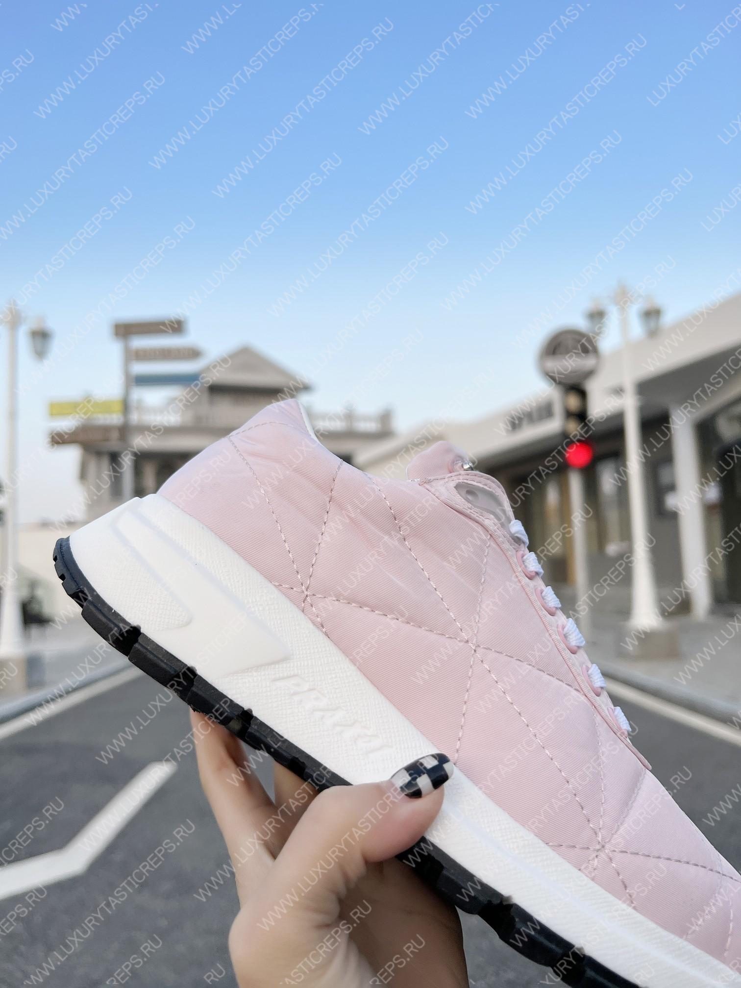 Pra*a nylon downtown sneakers pink 2ee367
