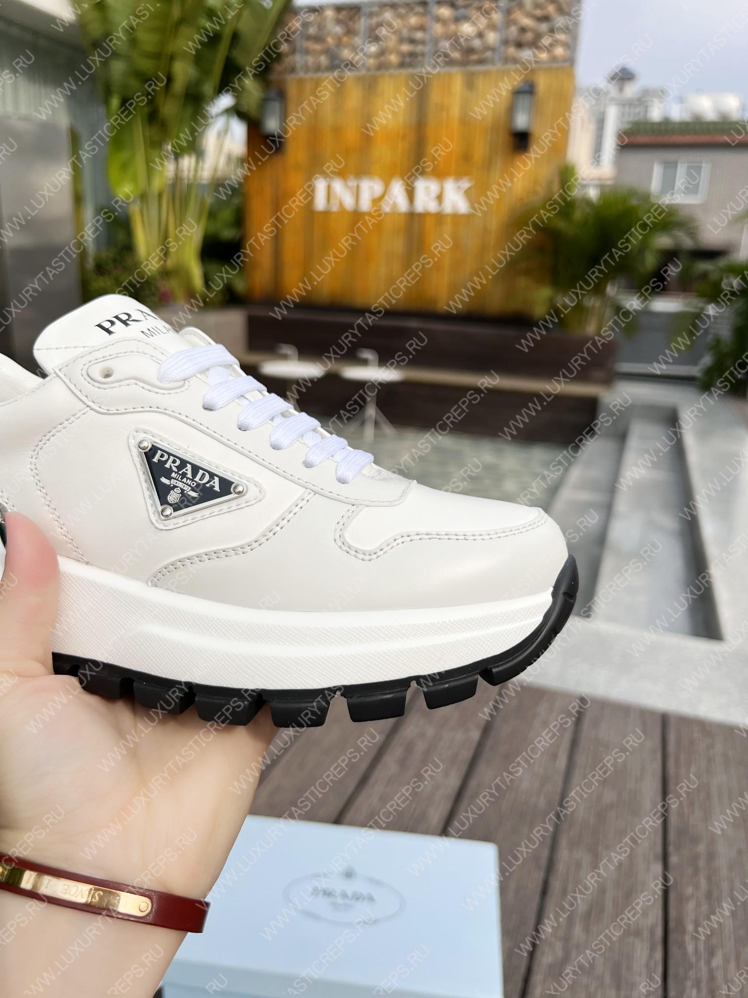 Pra*a nylon gabardine sneakers white/black 1e804m