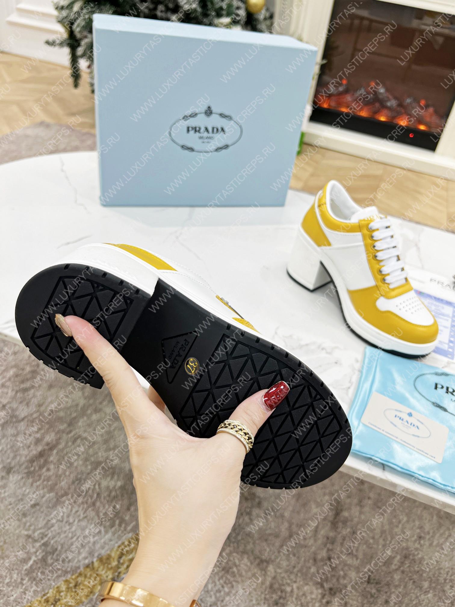 Pra*a downtown high-heeled leather sneakers white/sun 1e792m