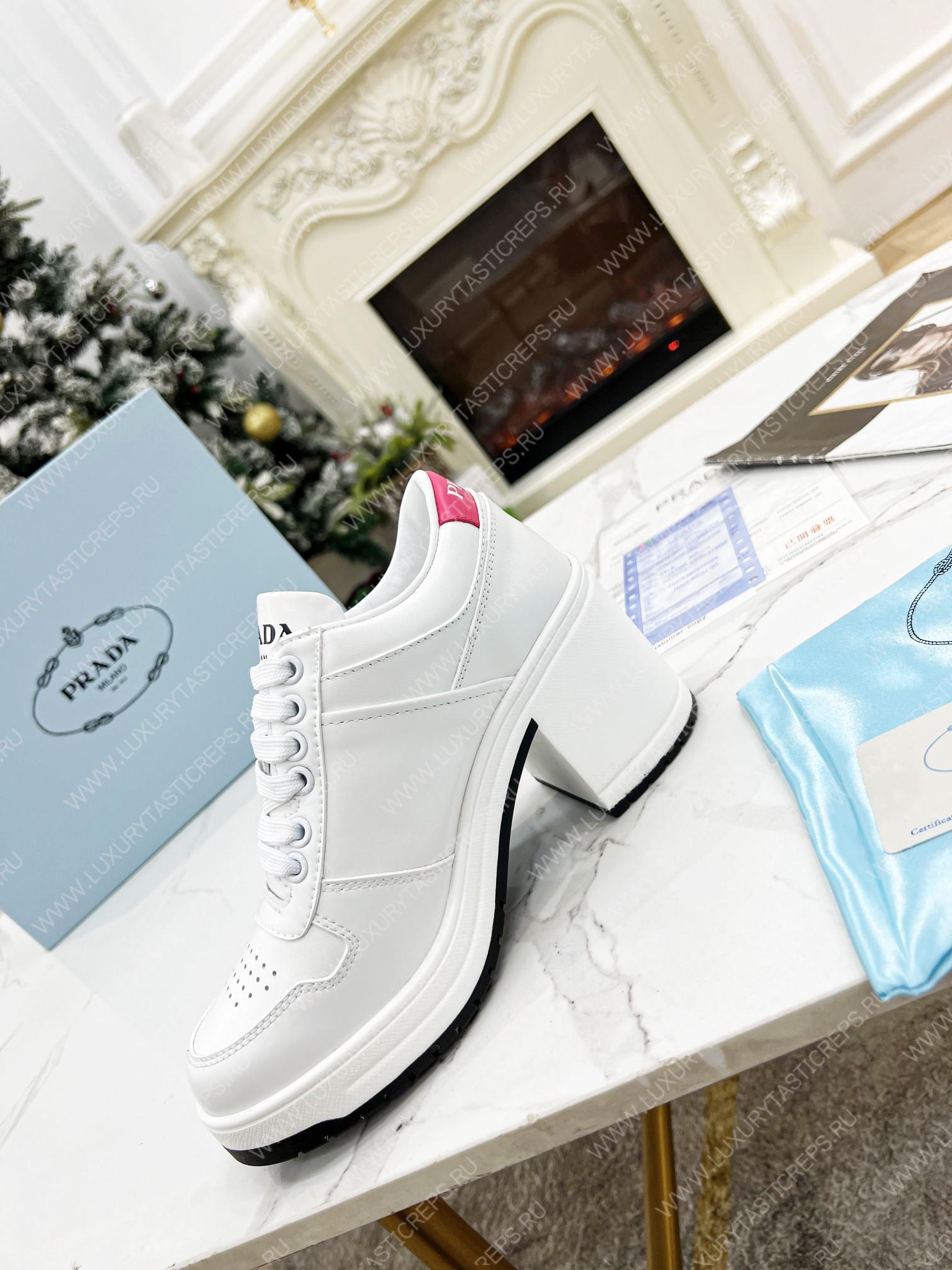 Pra*a downtown high-heeled leather sneakers white/pink 1e792m