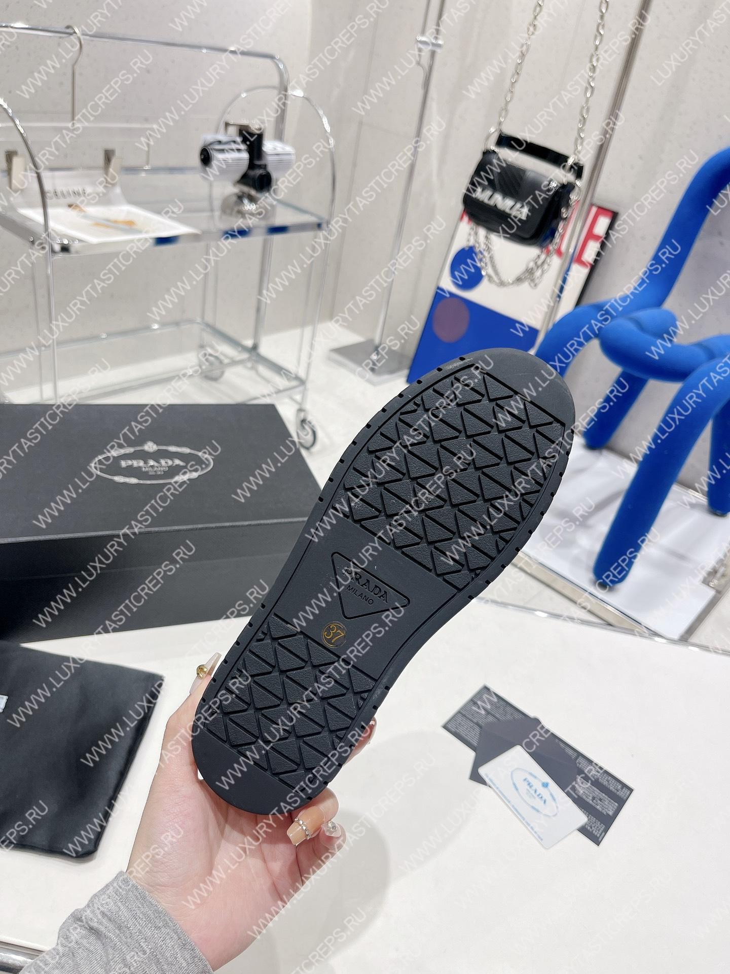 Pra*a downtown leather sneakers white/black 2ee364