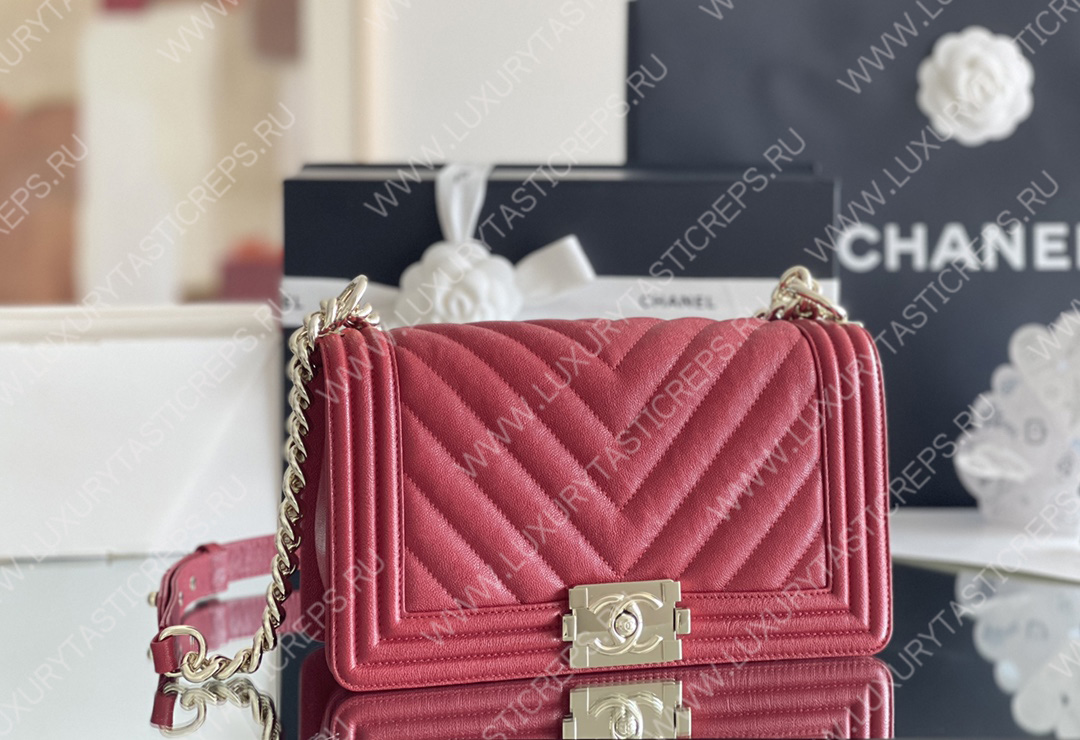 Ch*el boy handbag red a67086