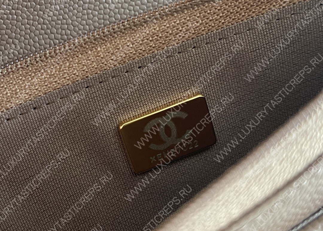 Ch*el classic wallet on chain dark nude ap0250