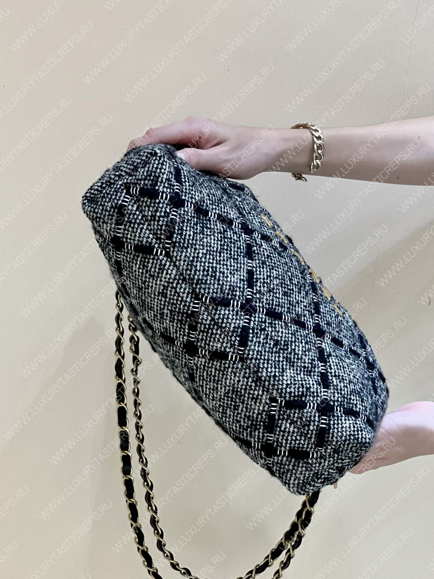 Ch*el 22 handbag as3260
