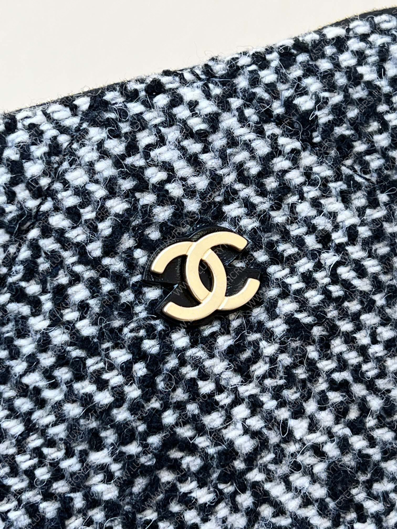 Ch*el 22 handbag grey as3261