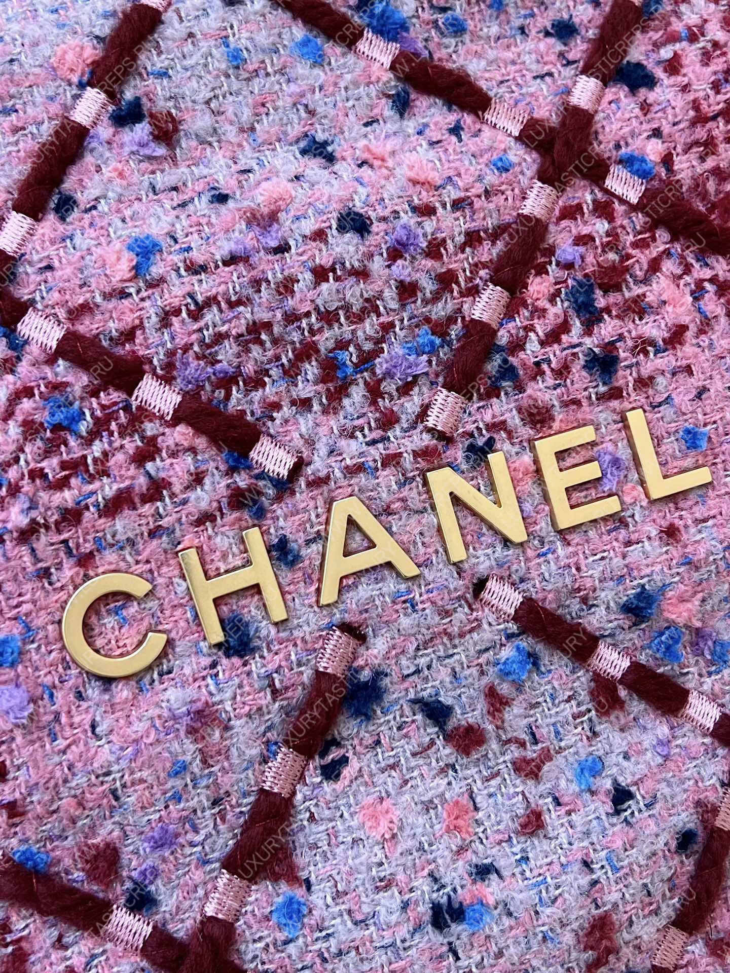 Ch*el 22 handbag pink, burgundy & multicolor as3260