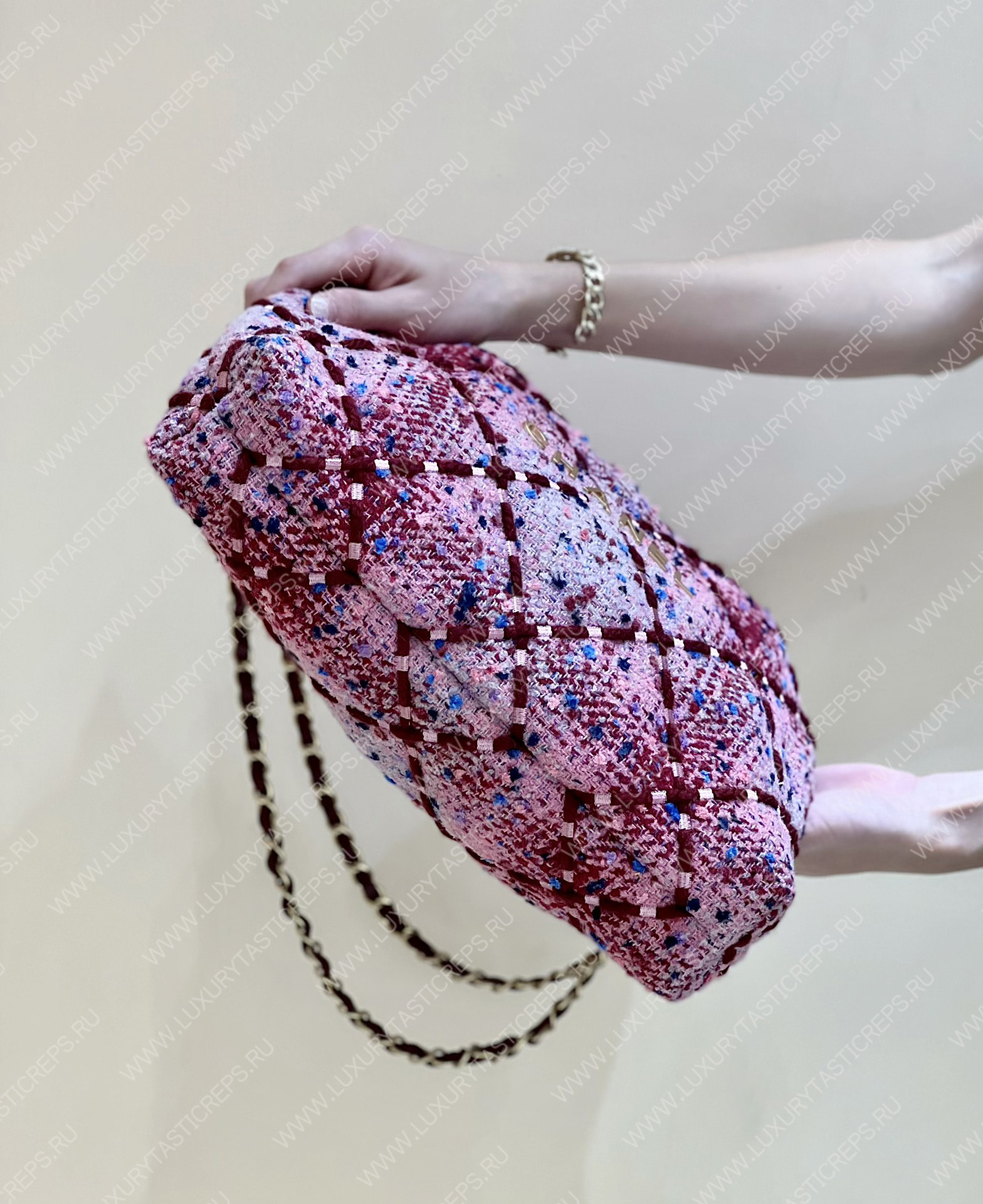 Ch*el 22 handbagbag, burgundy & multicolor as3261