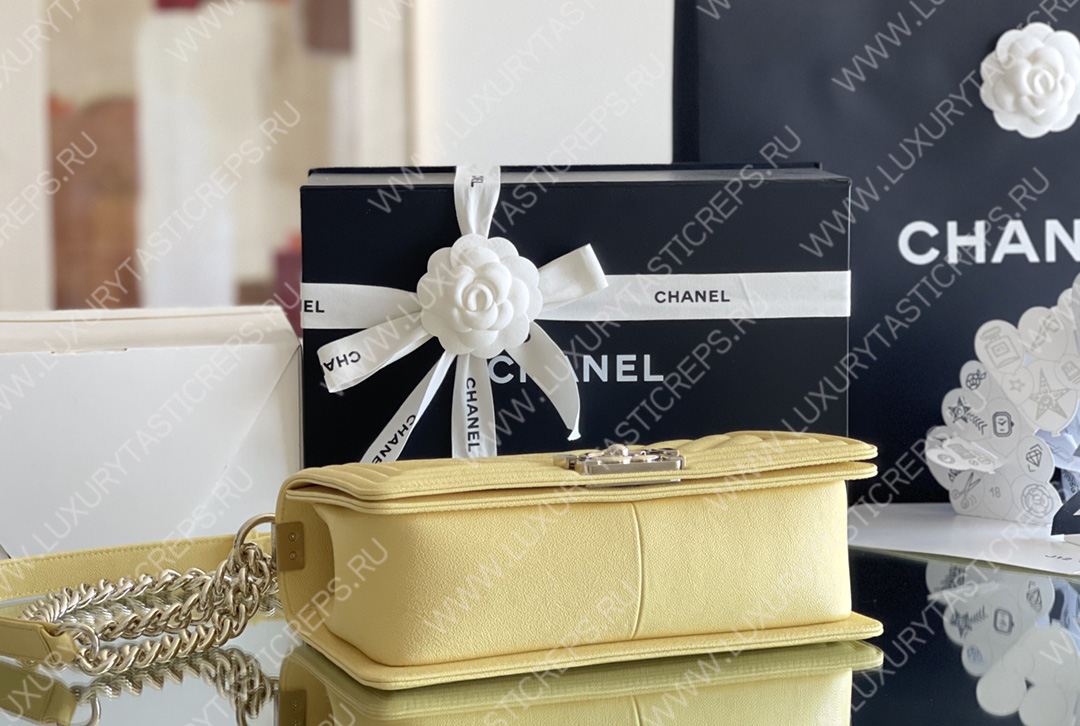 Ch*el boy handbag yellow a67086