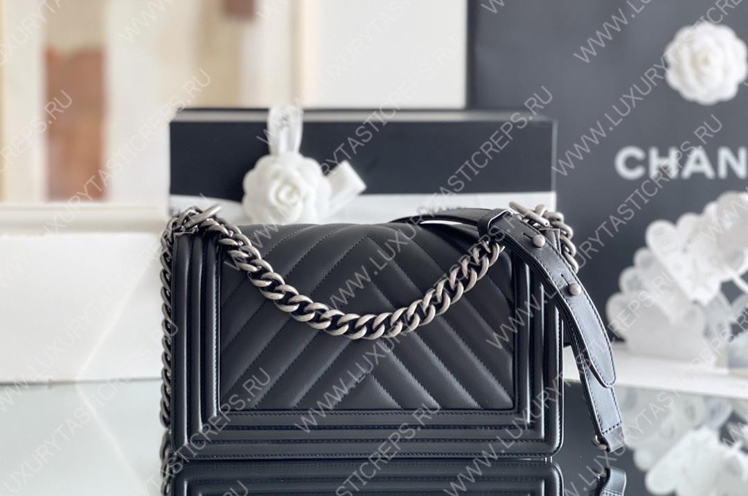 Ch*el boy handbag black a67086
