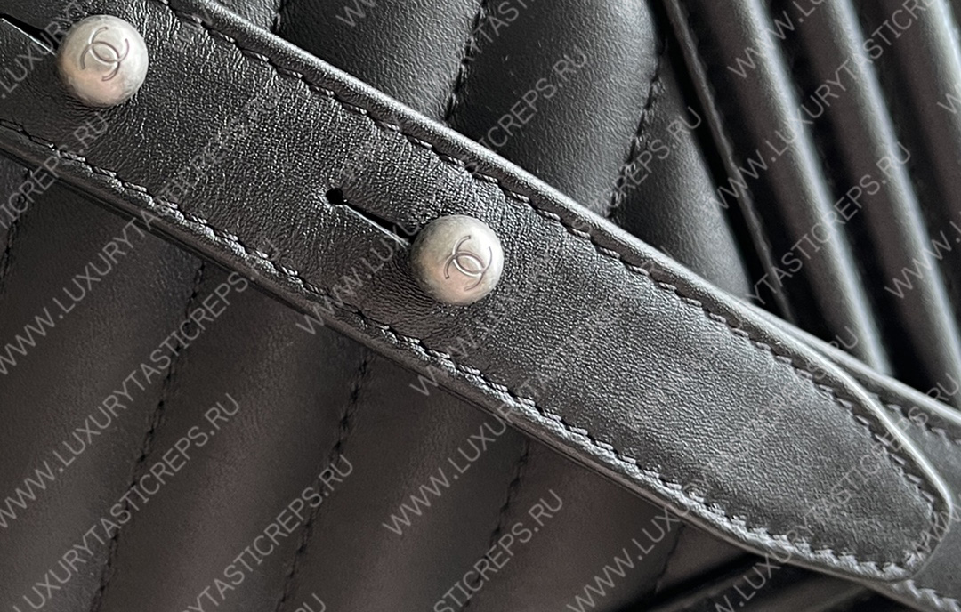 Ch*el boy handbag black a67086