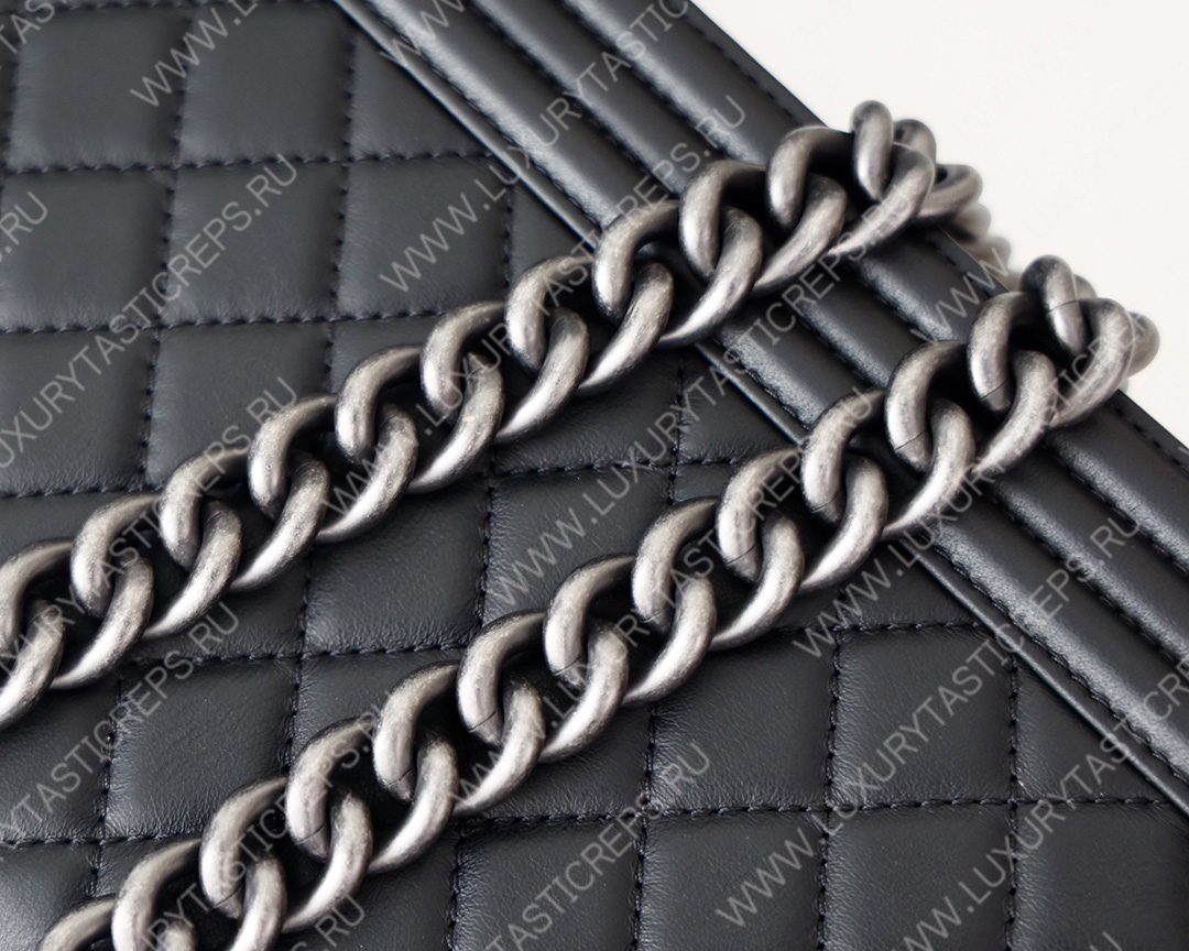 Ch*el boy handbag black a67086