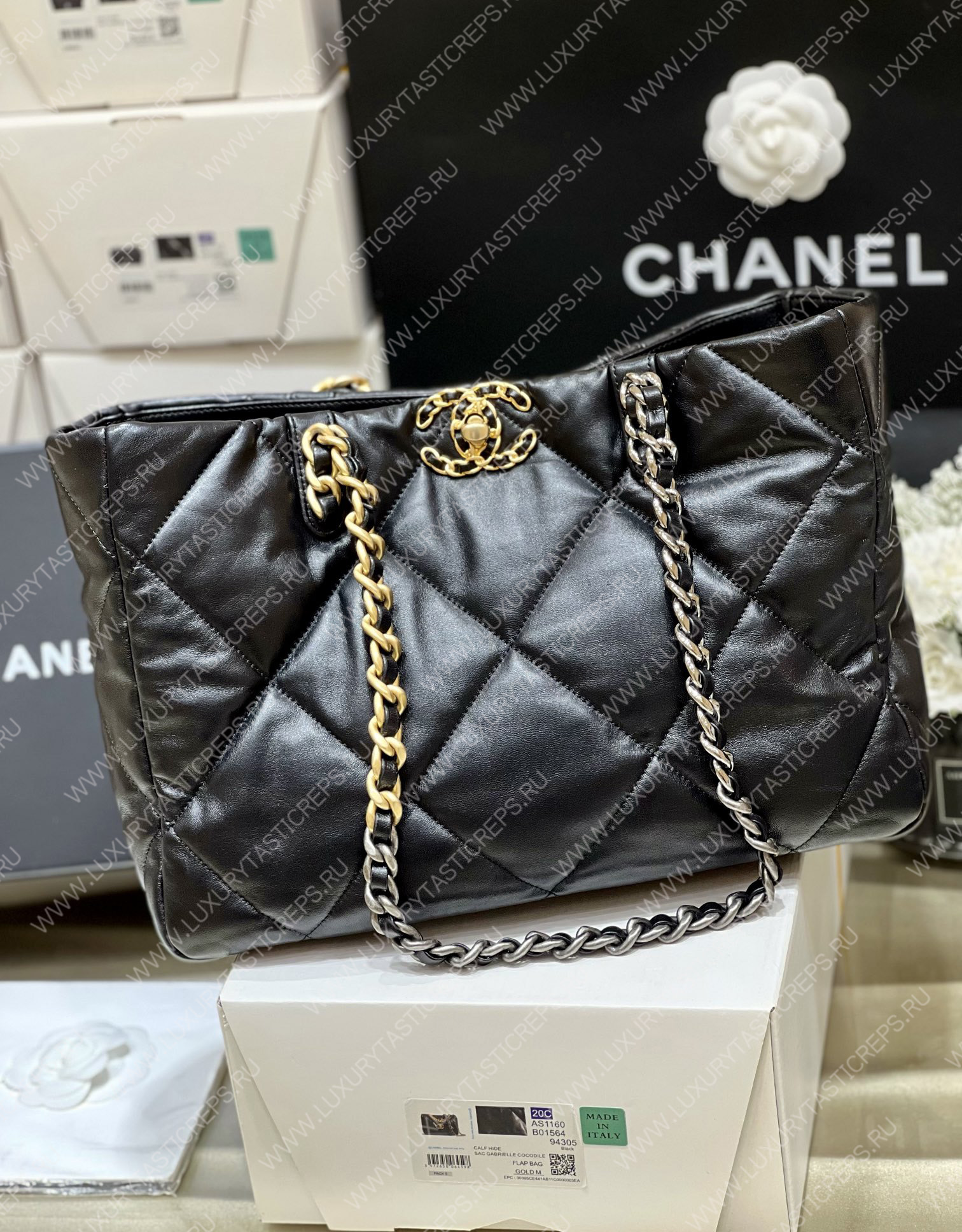 Ch*el 19 shopping bag black as3660