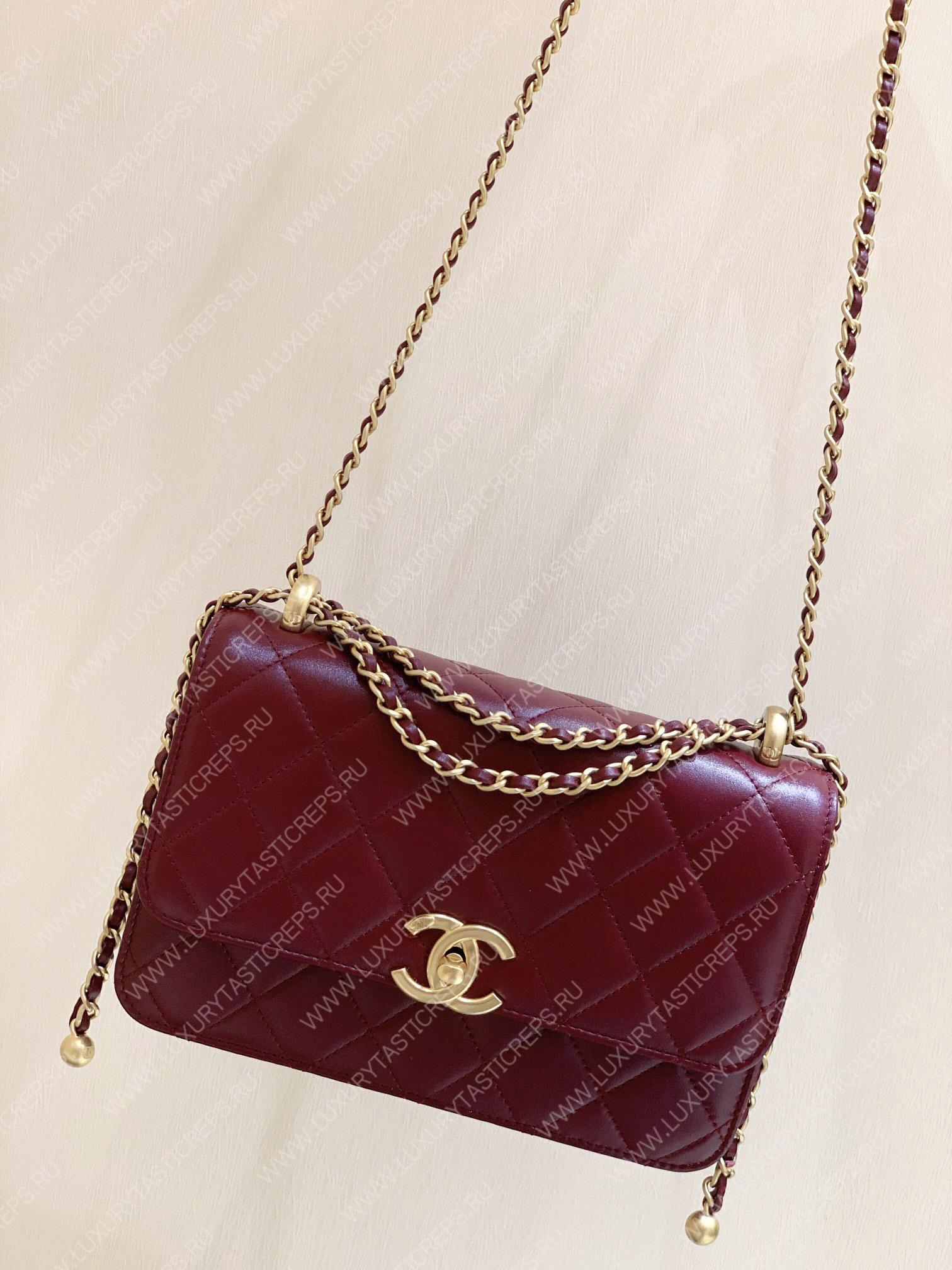 Ch*el wallet on chain burgundy ap2649