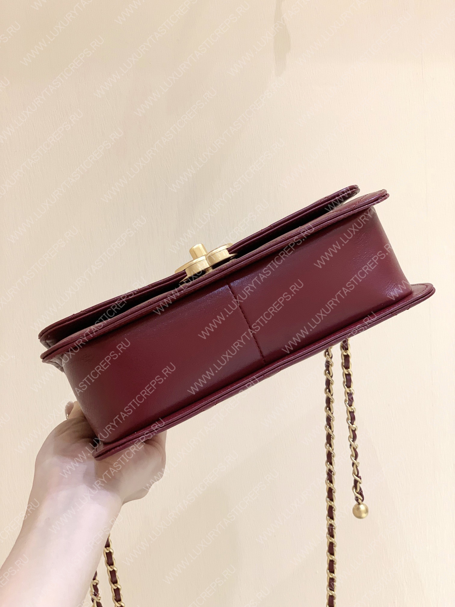 Ch*el wallet on chain burgundy ap2649