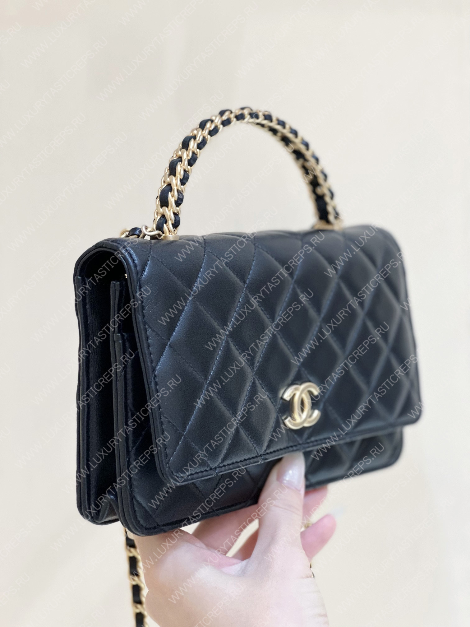 Ch*el wallet on chain black ap3009