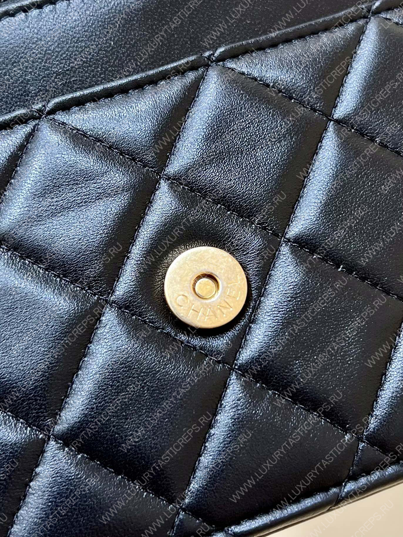 Ch*el wallet on chain black ap3009