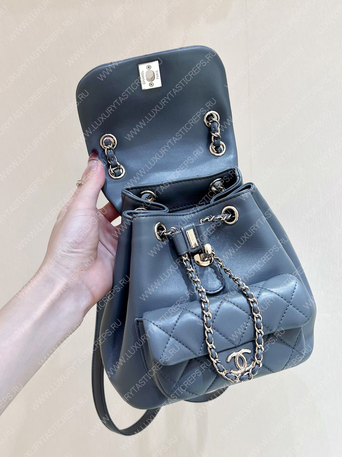 Ch*el duma backpack grey as1160
