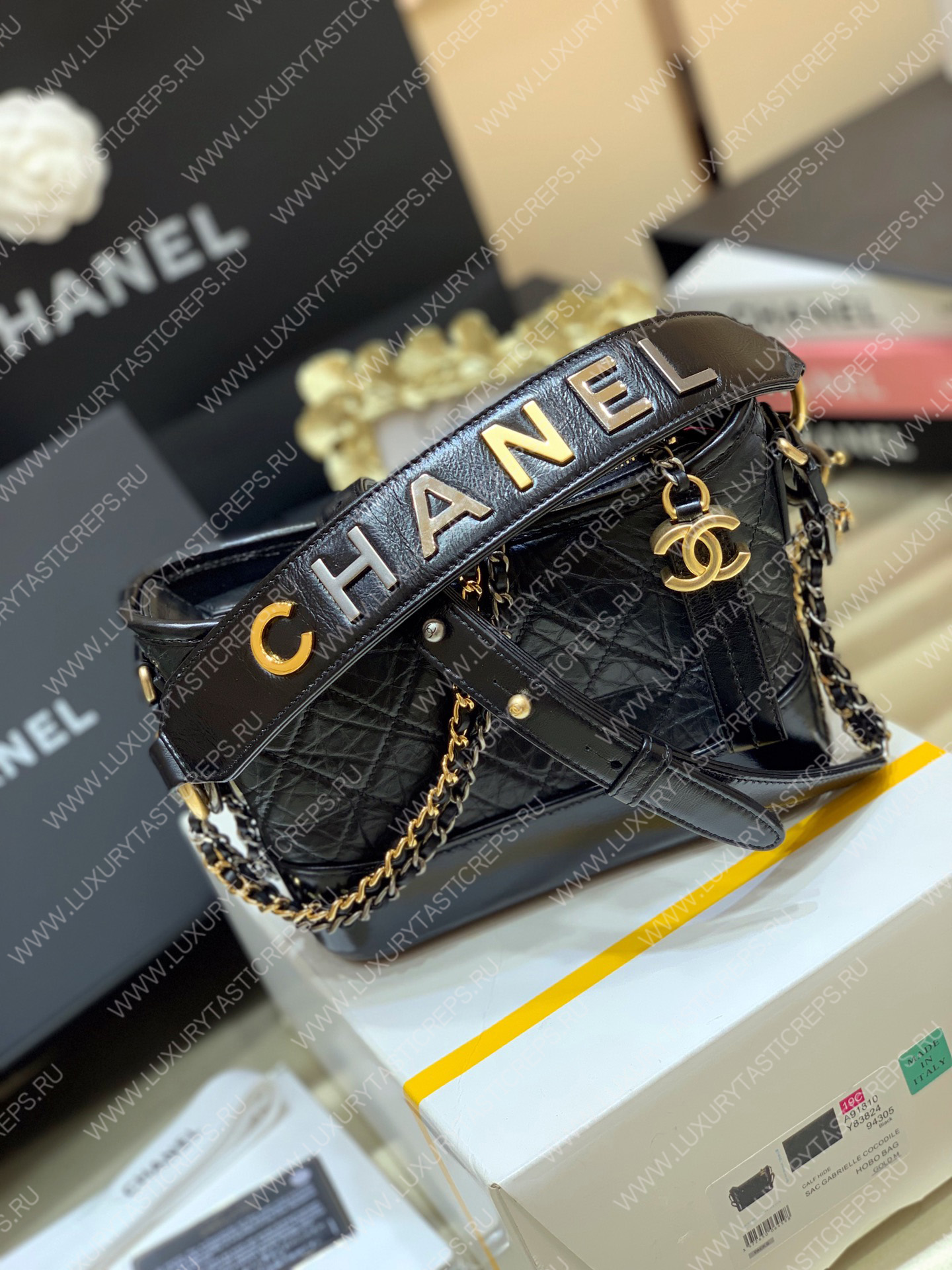Ch*el gabrielle small hobo black as0865