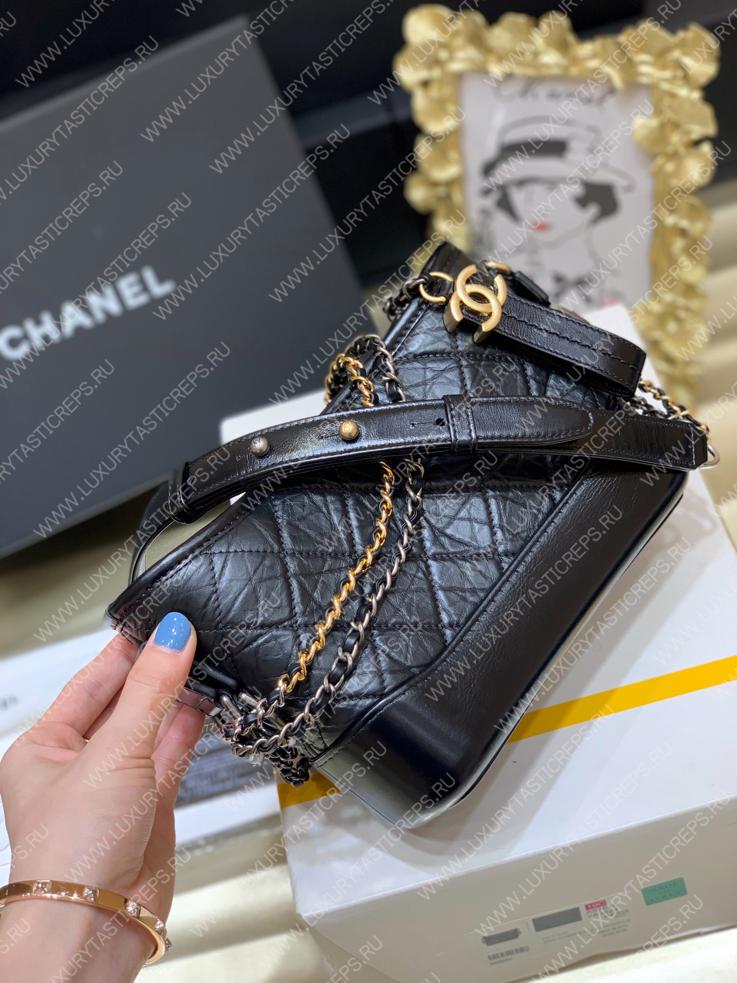 Ch*el gabrielle hobo bag black a91810