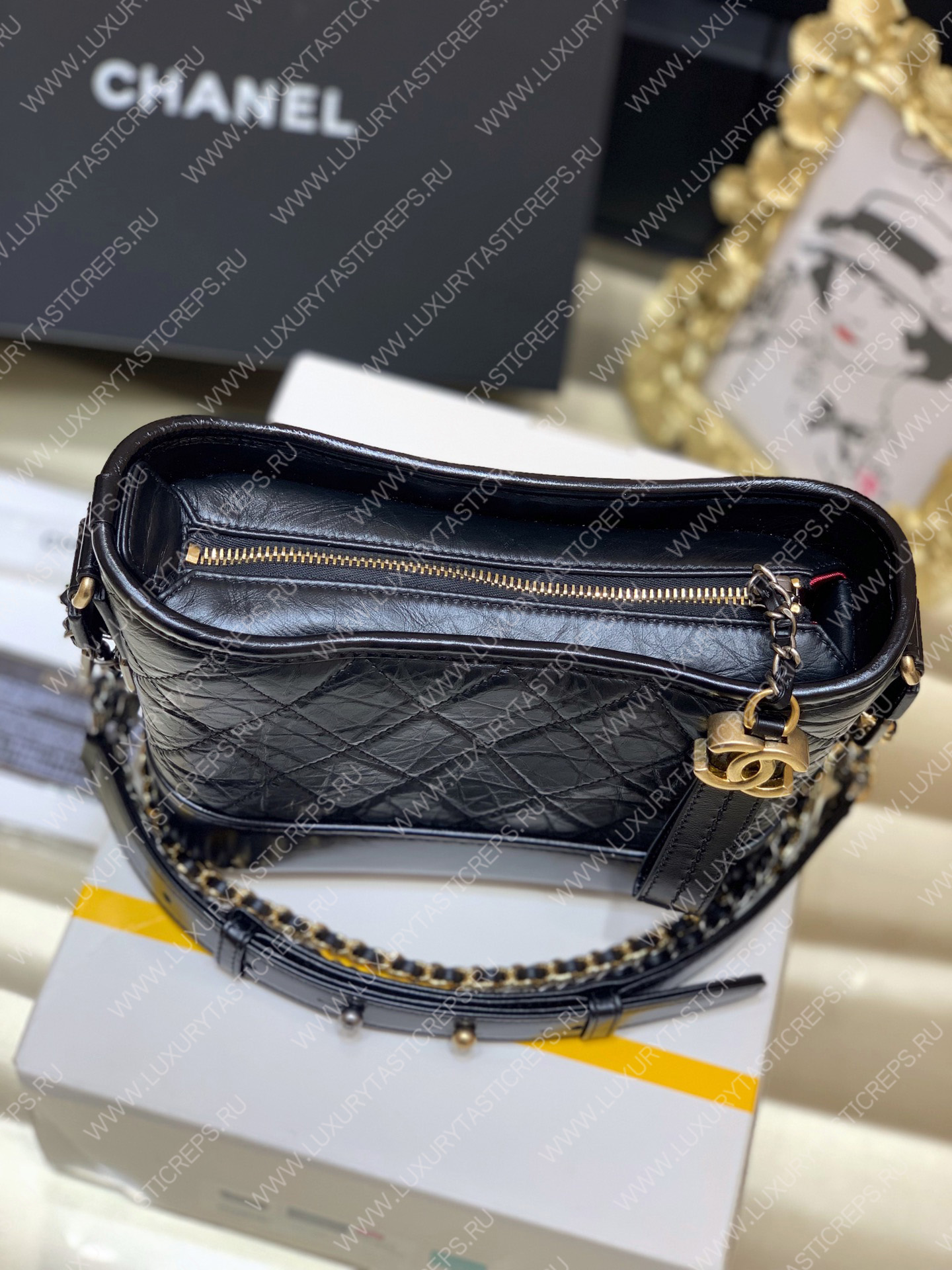 Ch*el gabrielle hobo bag black a91810