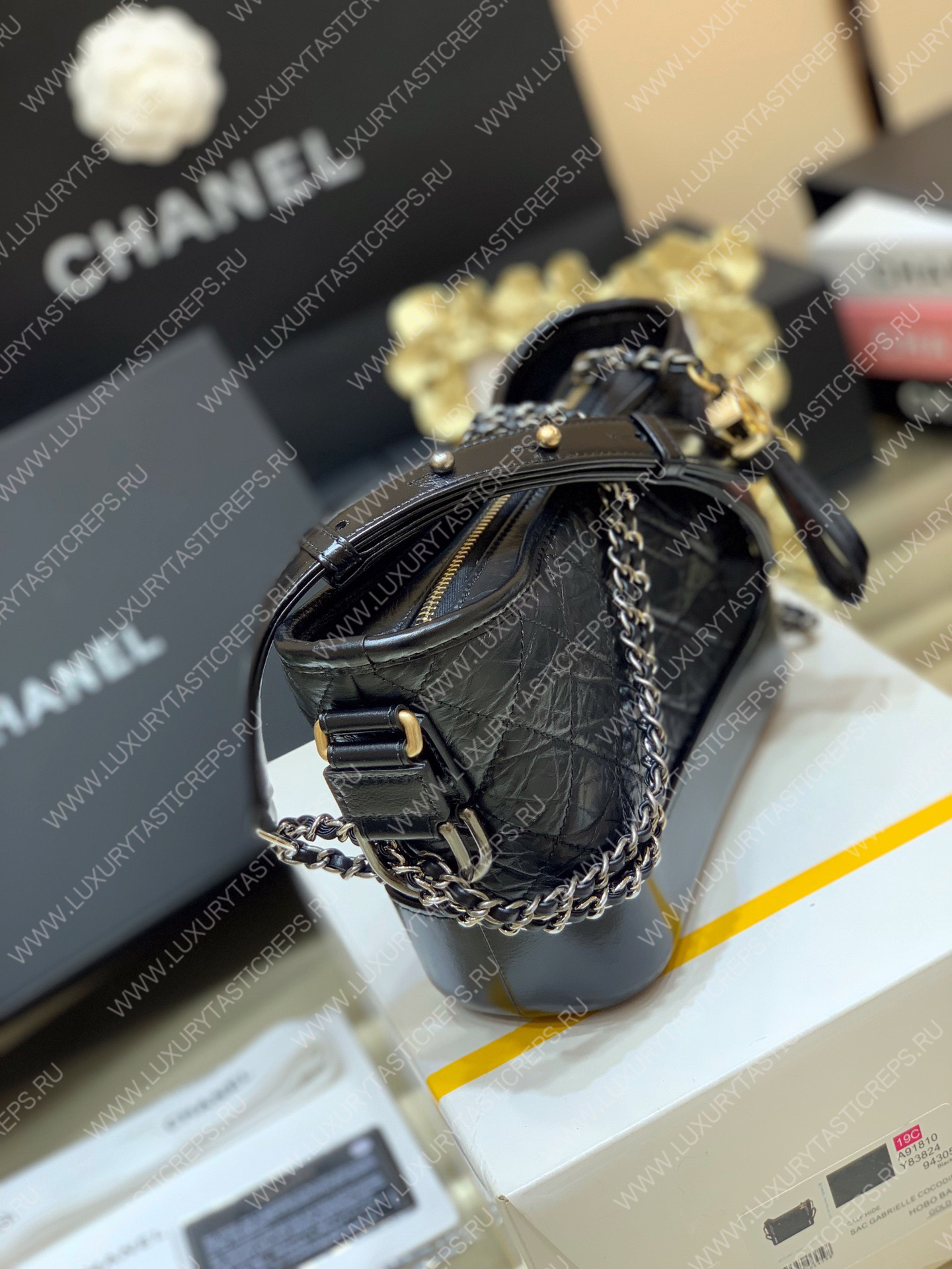 Ch*el gabrielle hobo bag black a91810