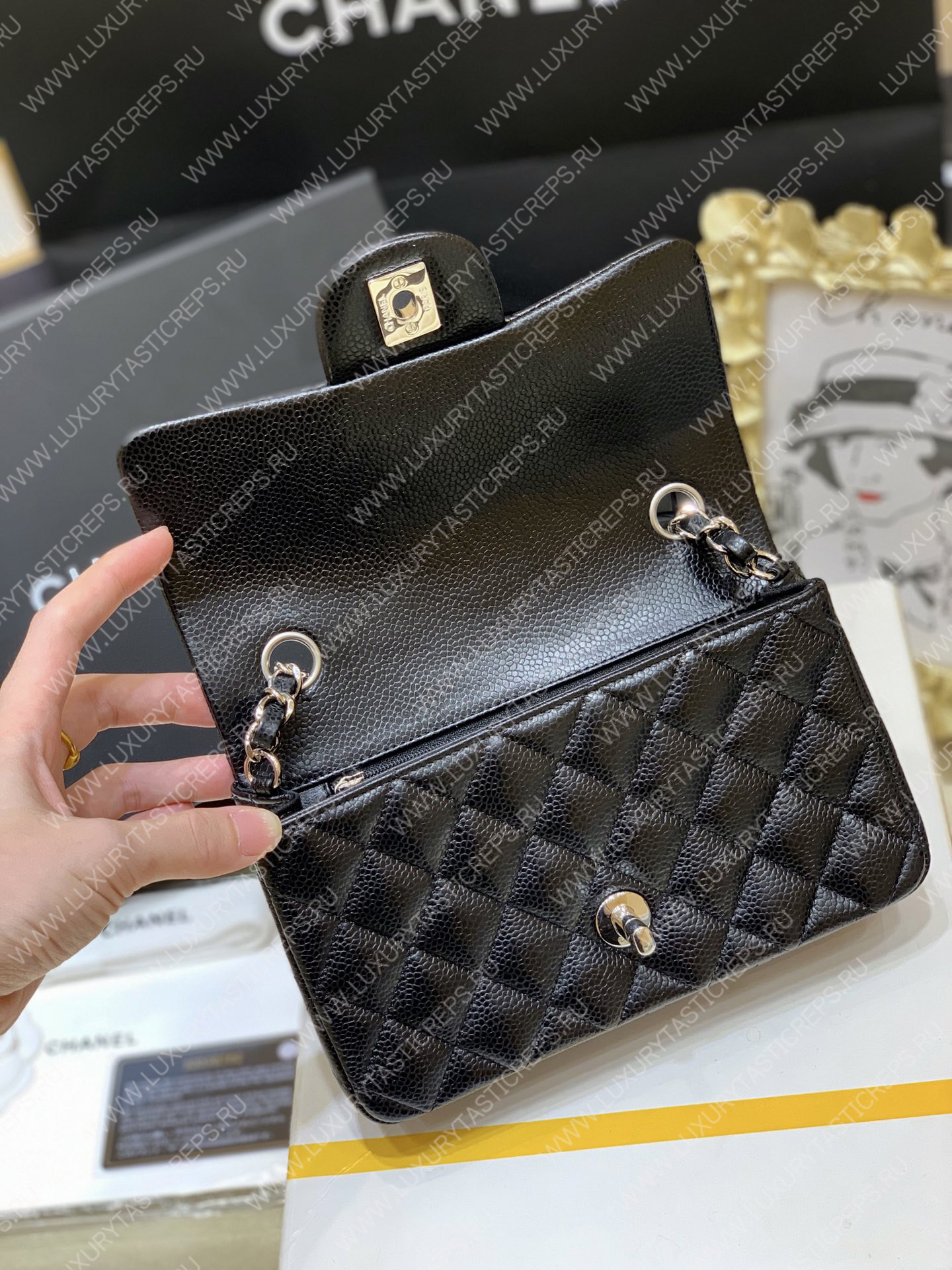 Ch*el classic flap bag black a01116